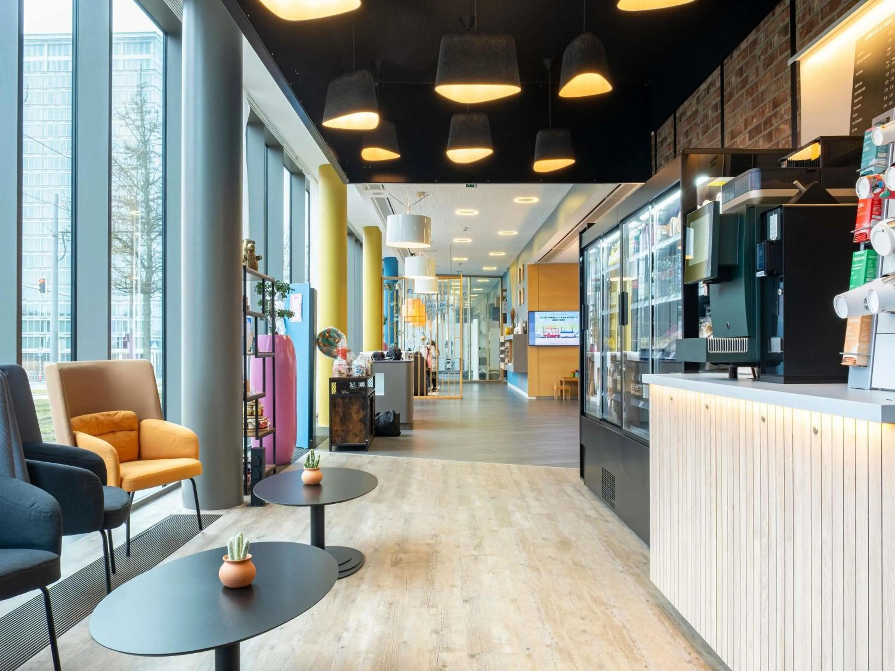 Lounge or bar in Novotel Suites Luxembourg
