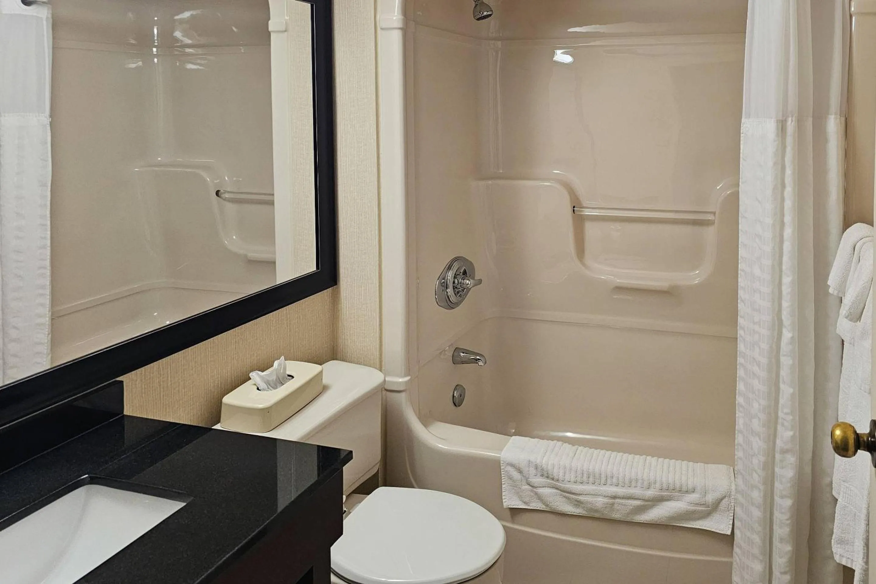 Bedroom in Comfort Inn