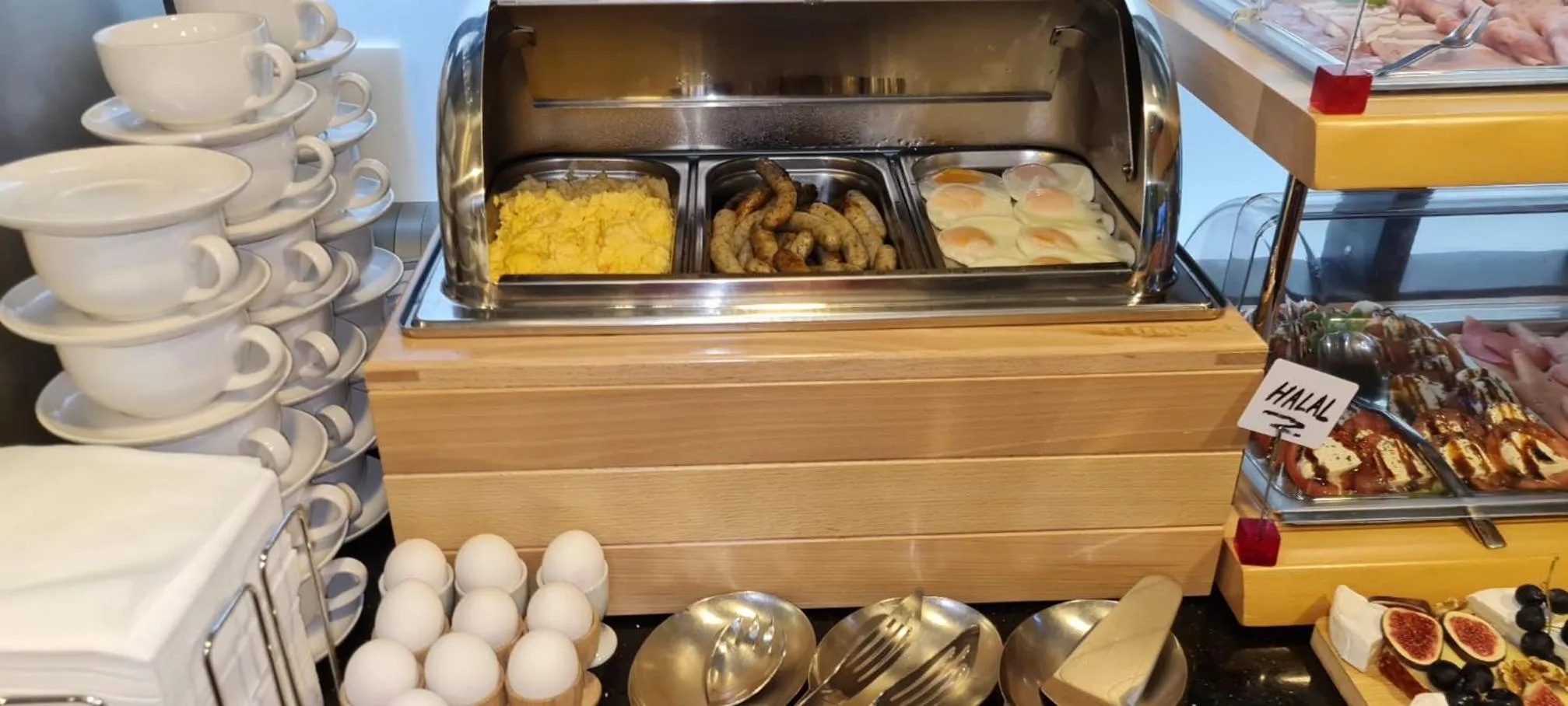 Breakfast in Hotel Kreis Residenz München