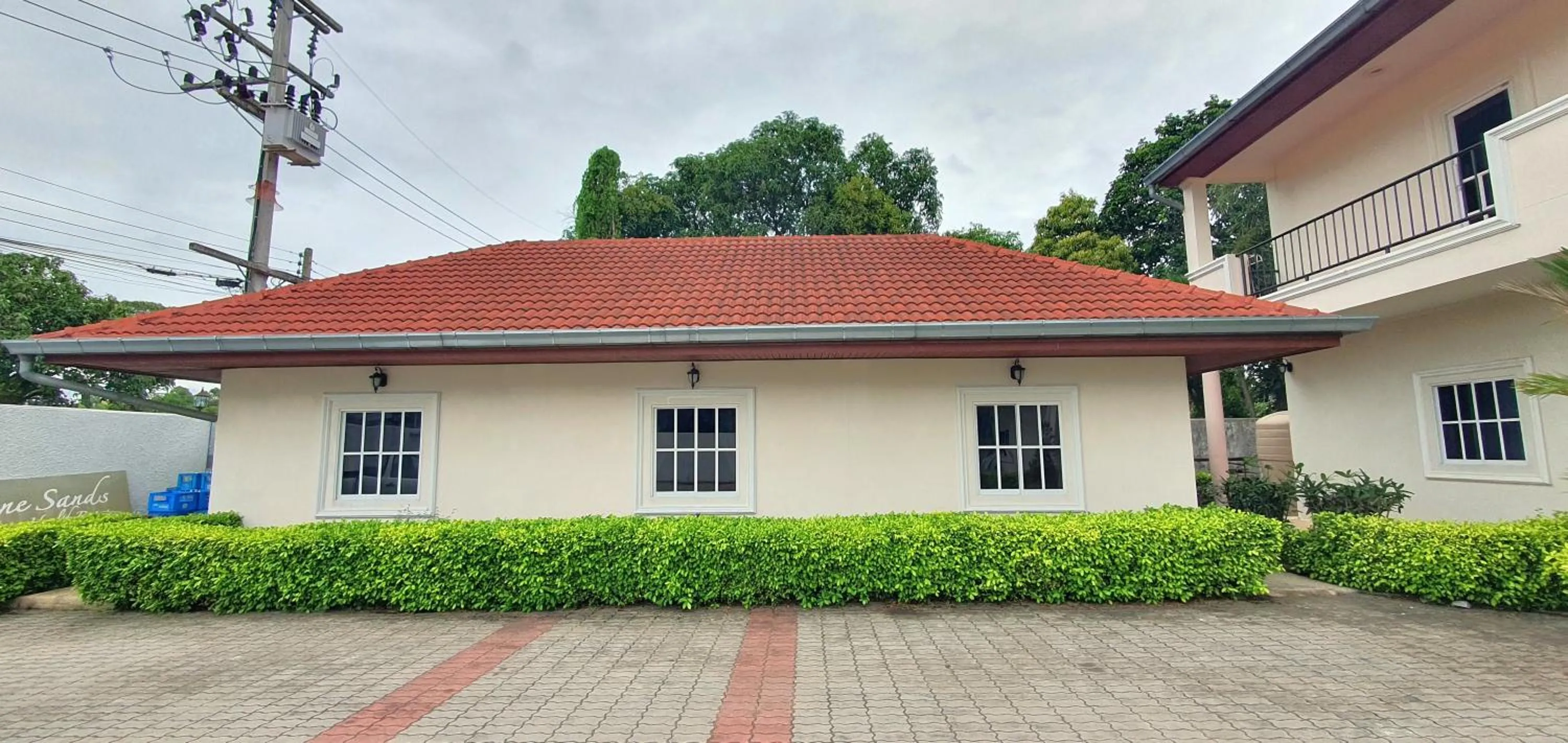 Other in Serene Sands