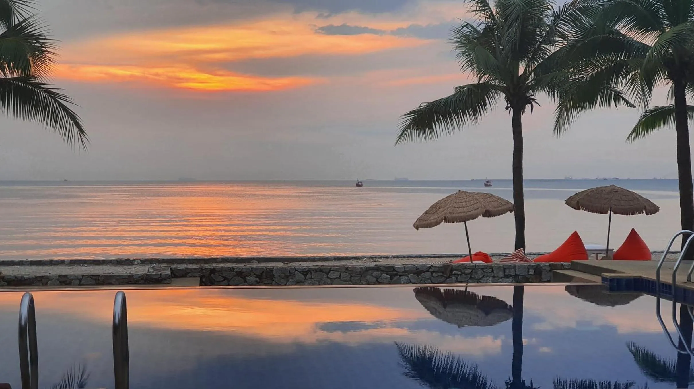 Sea view in Serene Sands