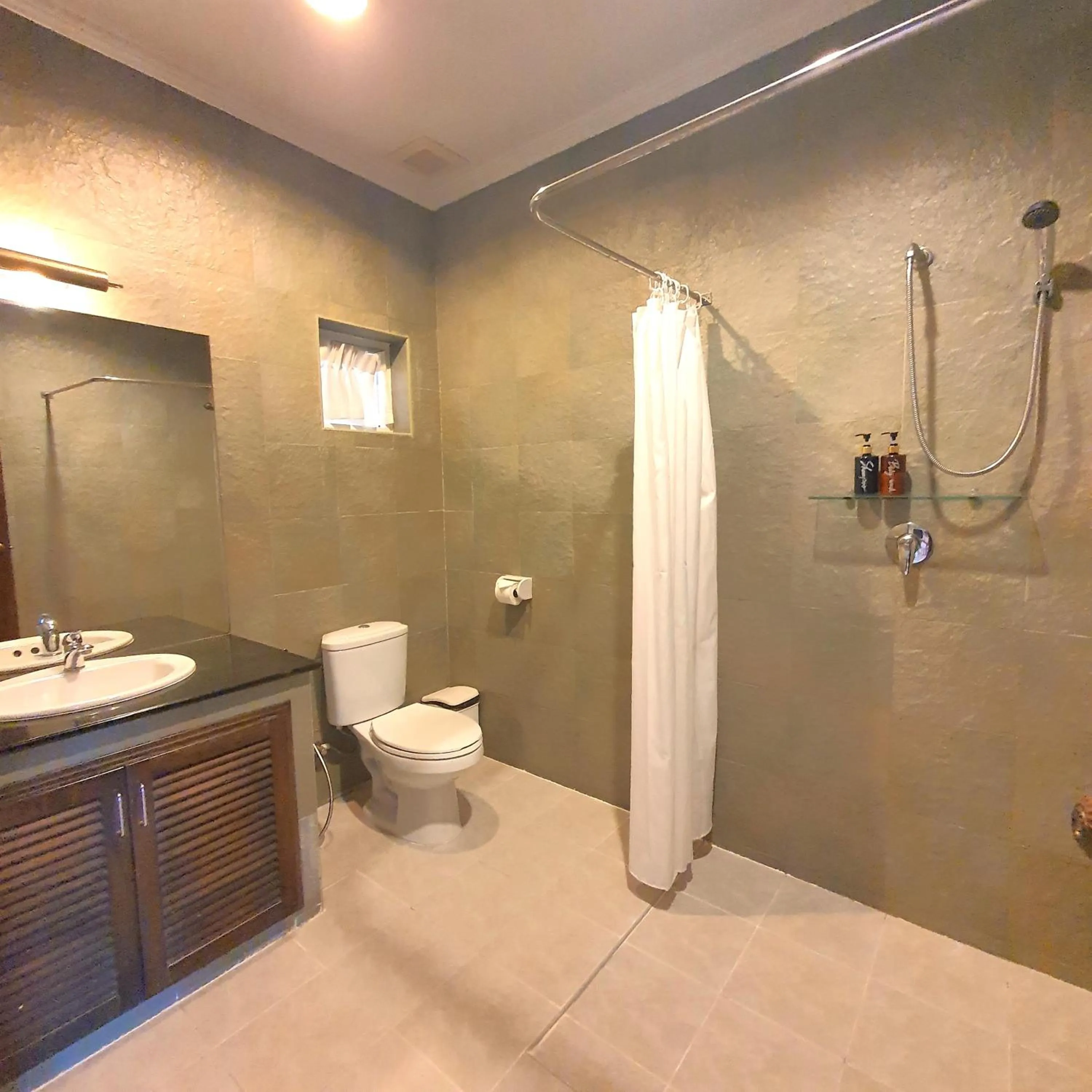 Bathroom in Serene Sands