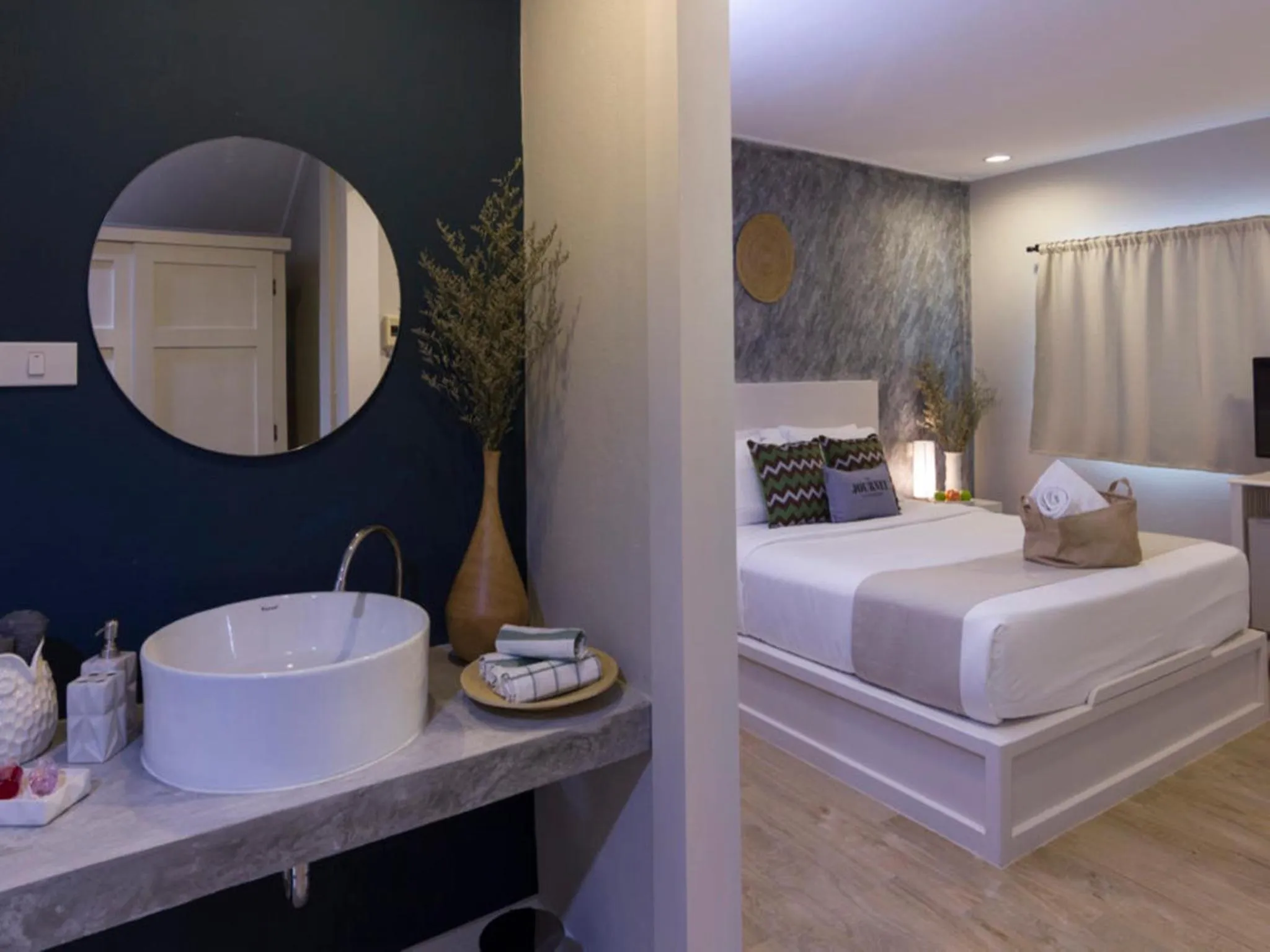 Food close-up, Bed in Let's Hyde Pattaya Resort & Villas - Pool Cabanas