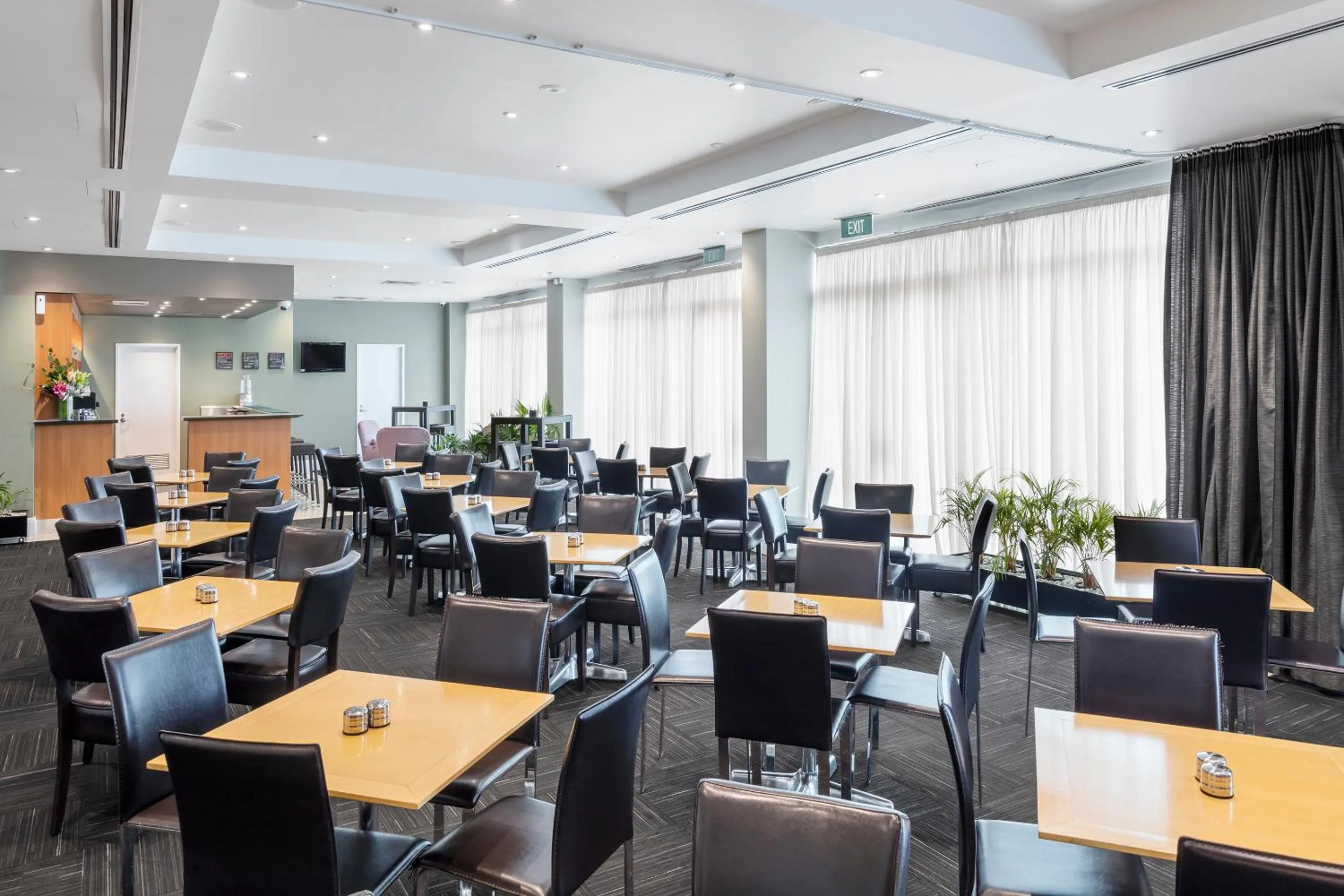 Restaurant/places to eat in Nesuto Parramatta