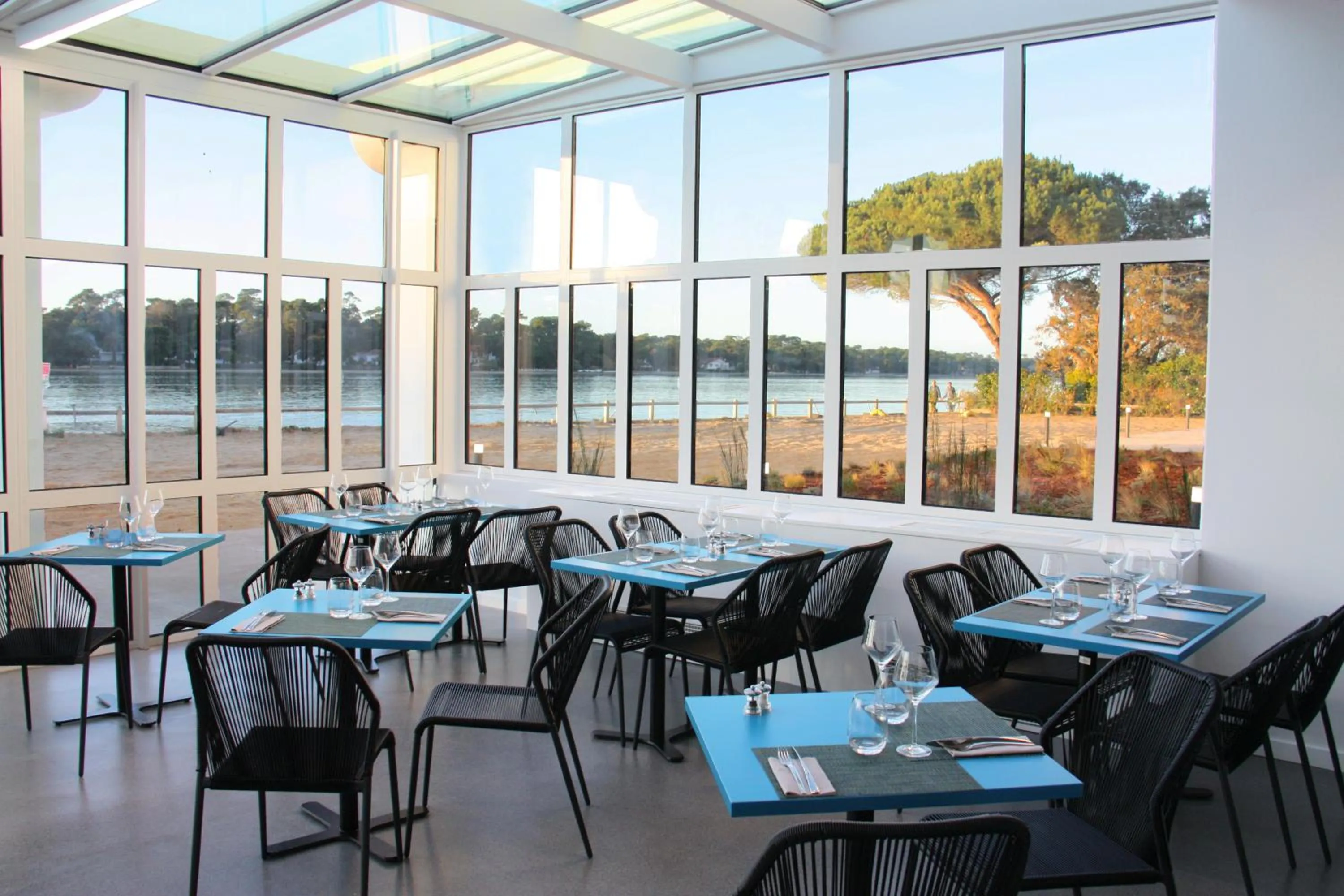 Patio in Hôtel du Parc & Spa