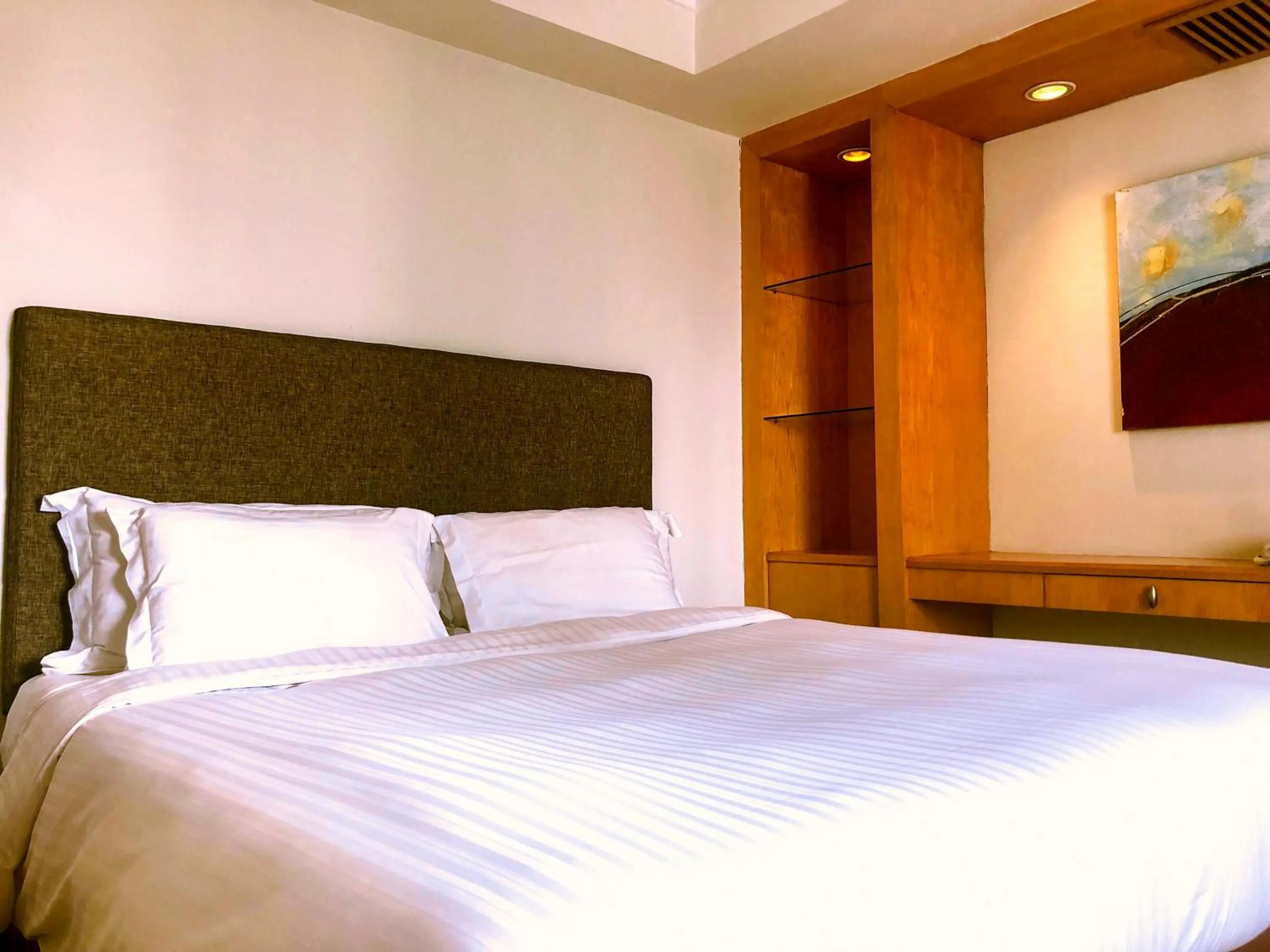 Photo of the whole room, Bed in Grand Park Wuxi