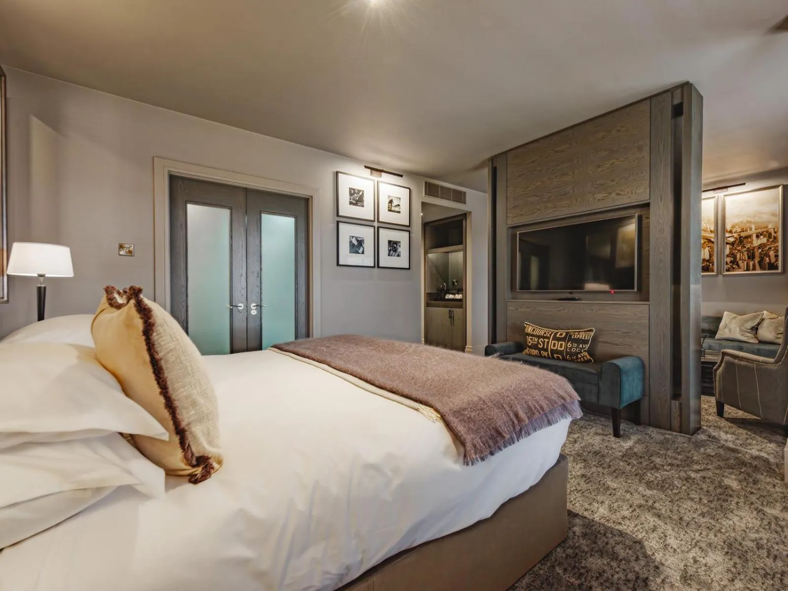 Bedroom, Bed in Dakota Edinburgh