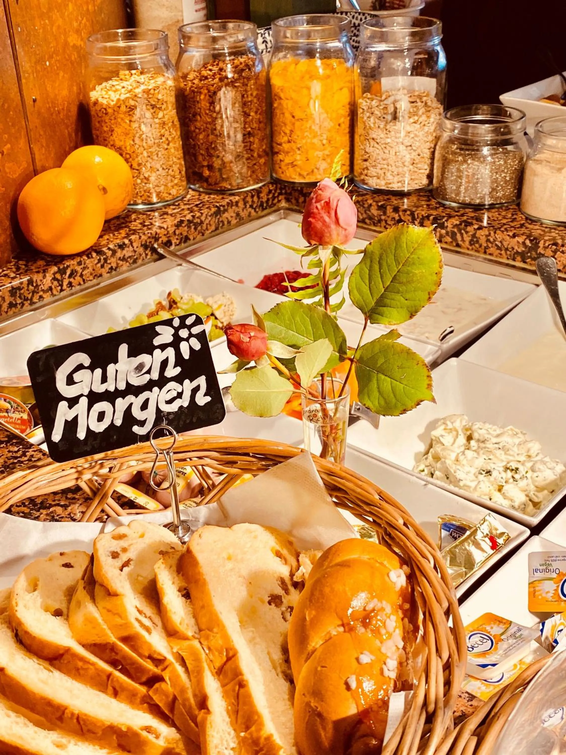 Breakfast in HOTEL ZILLNERs EINKEHR ***