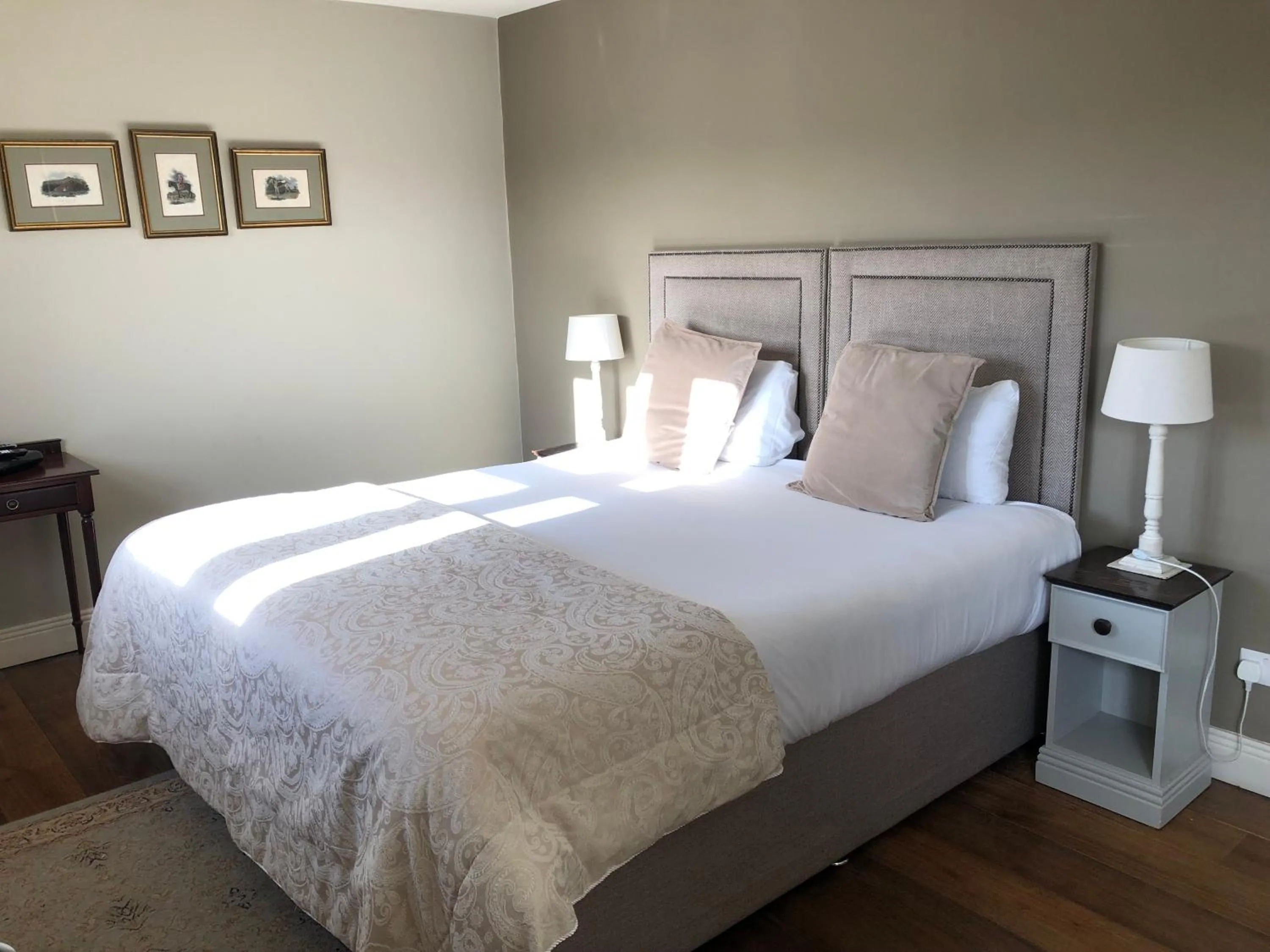 Bed in Horse & Hound