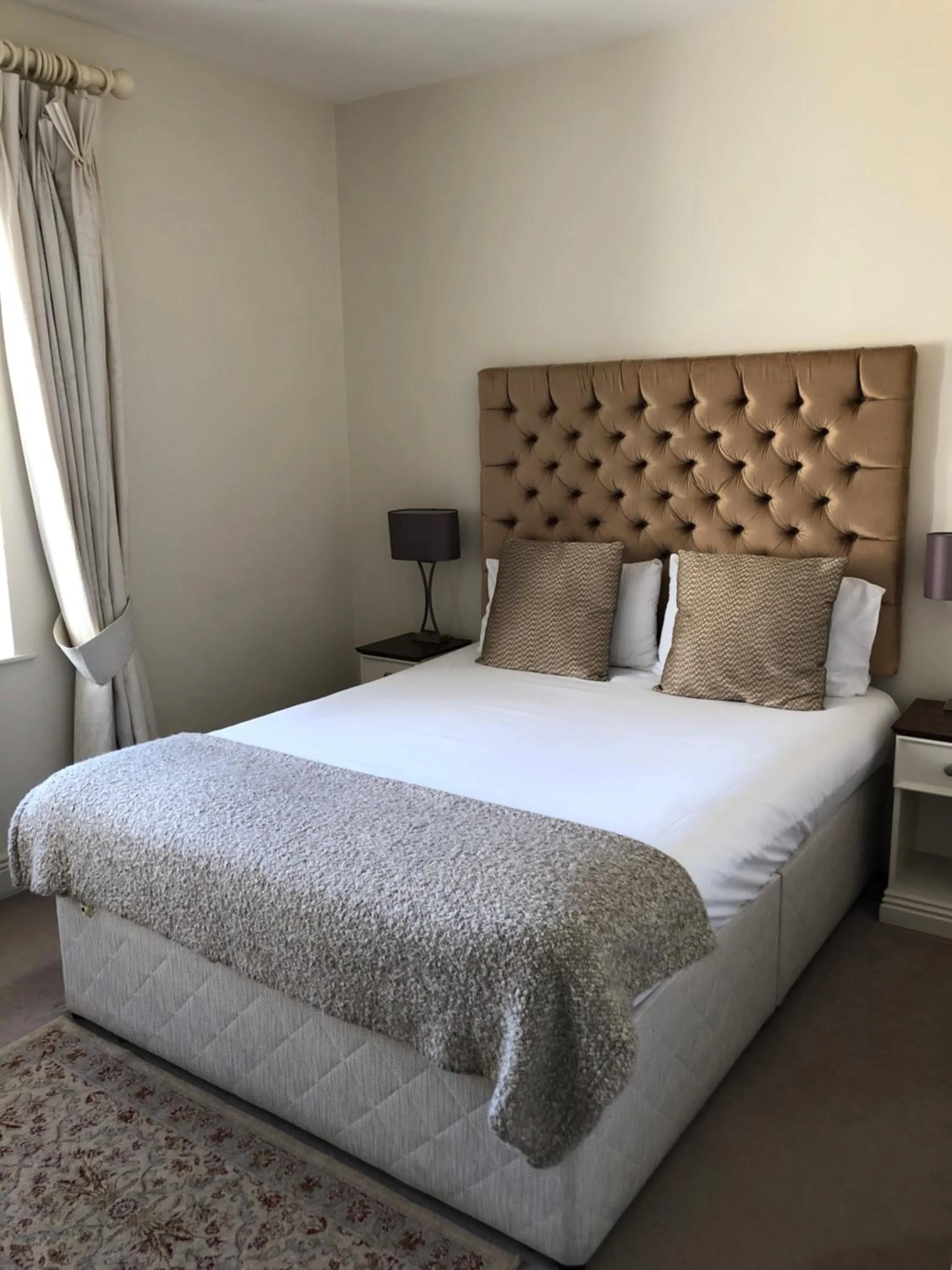 Bed in Horse & Hound