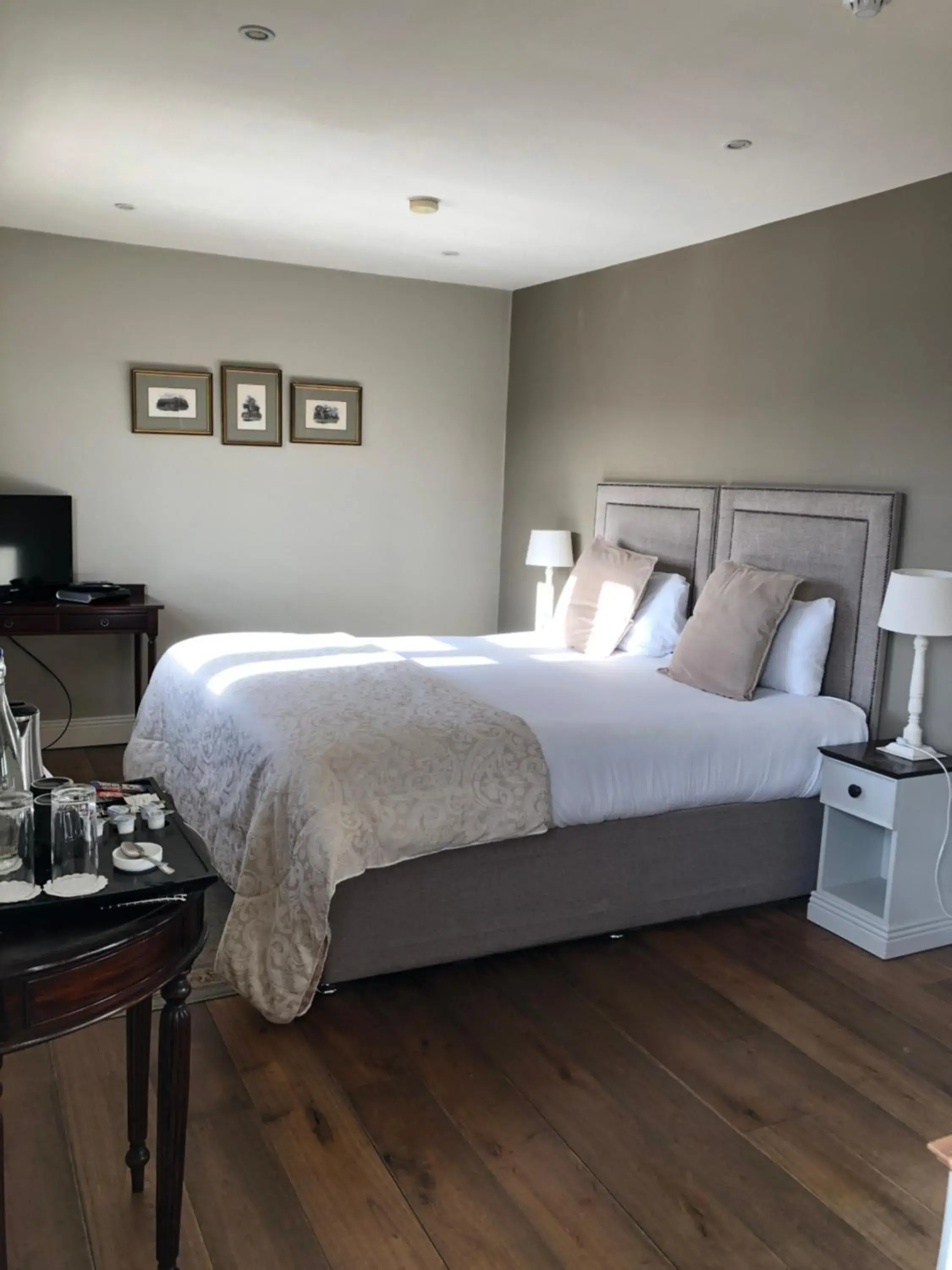 Superior Double Room in Horse & Hound Superior Double Room in Horse & Hound