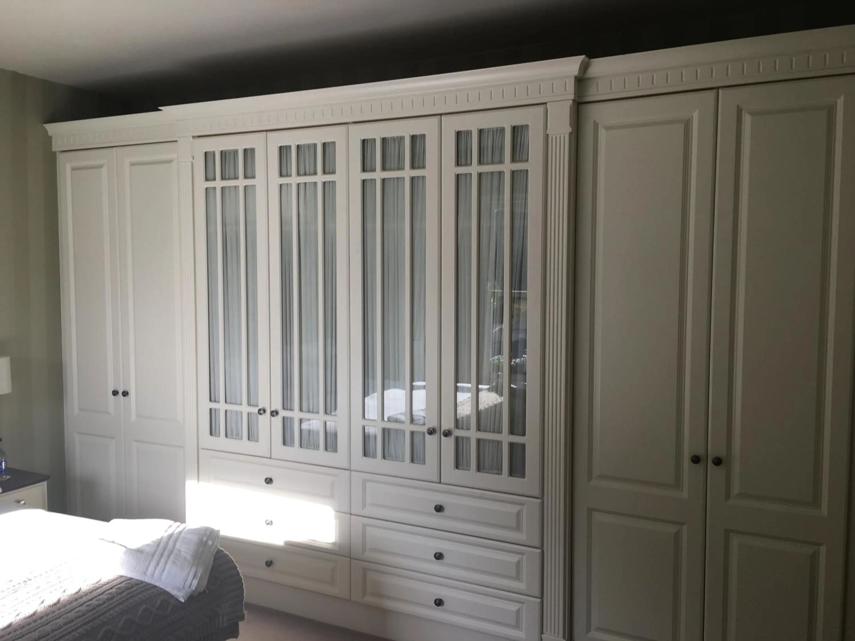 Bedroom, Bed in Horse & Hound