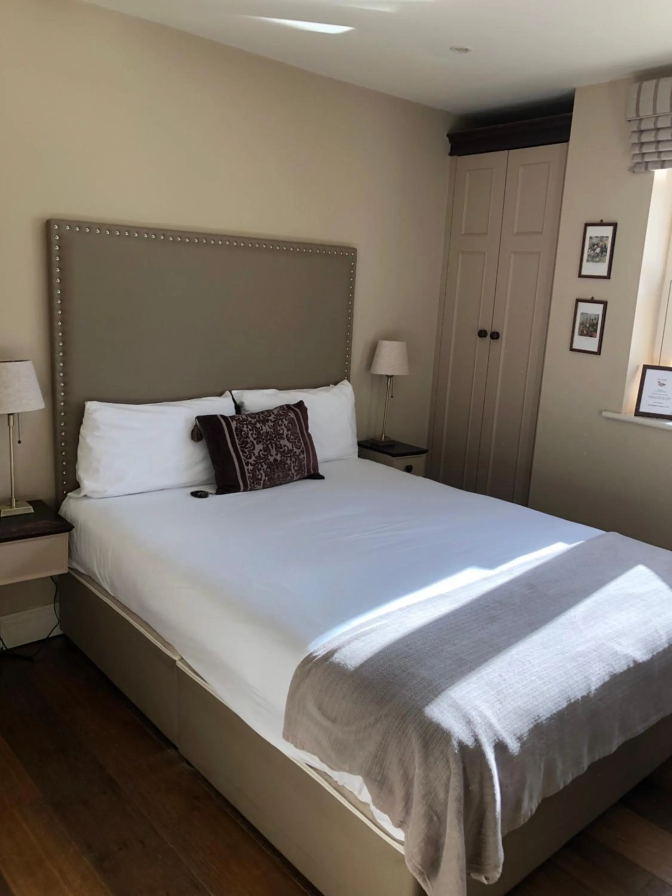 Bed in Horse & Hound