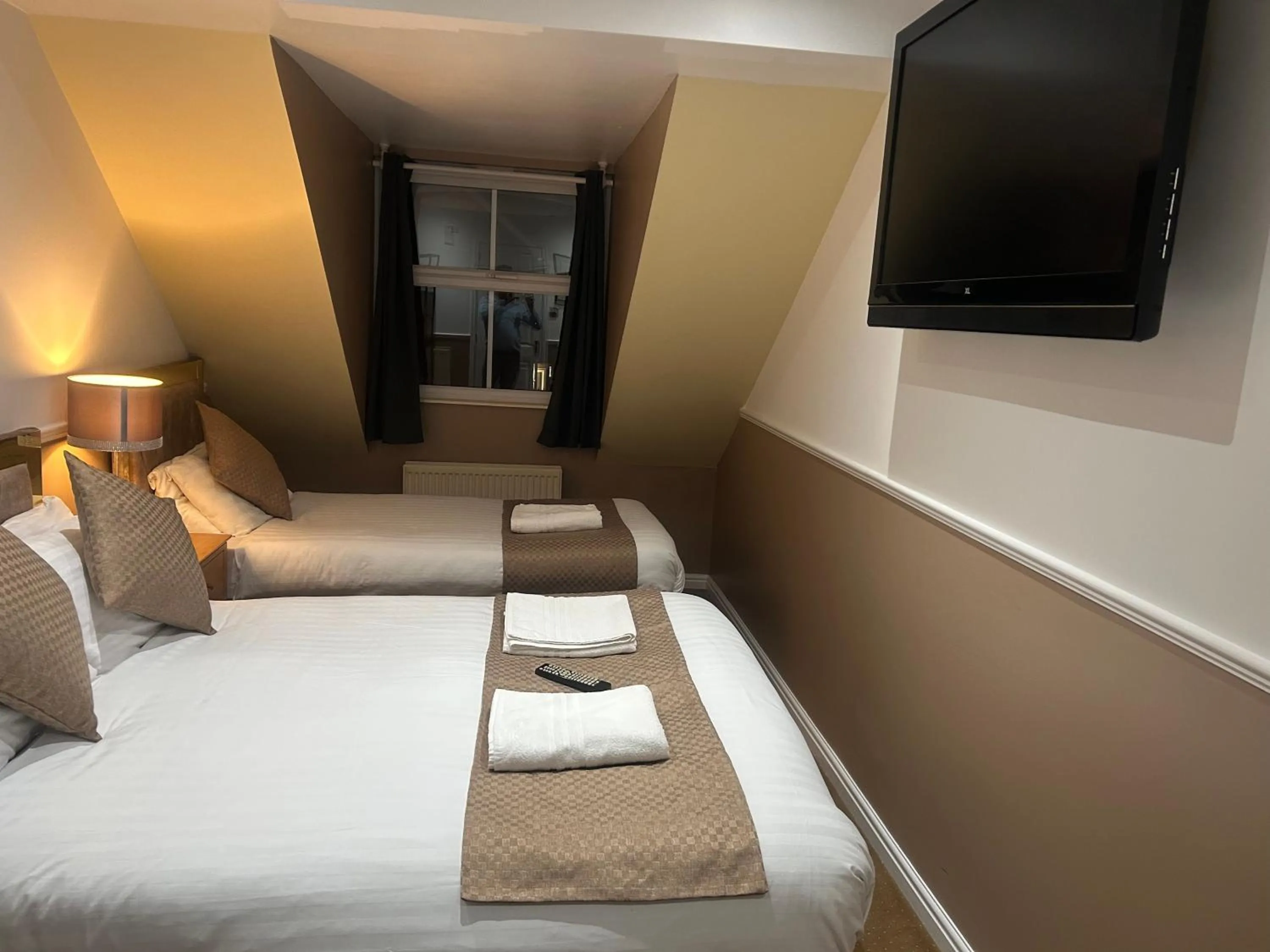 Arden Guest House B&B - NEC Birmingham - Birmingham Airport