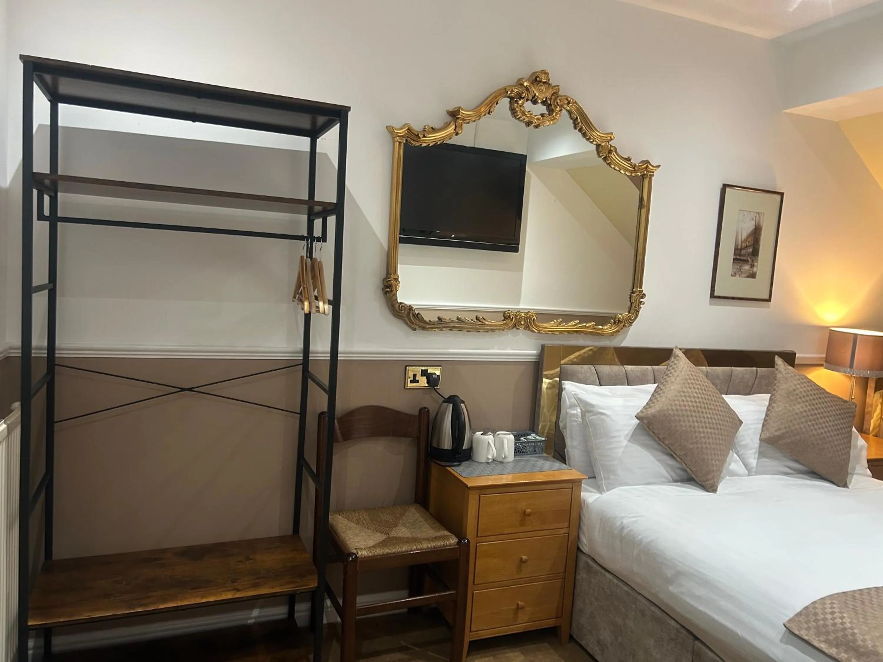 Arden Guest House B&B - NEC Birmingham - Birmingham Airport