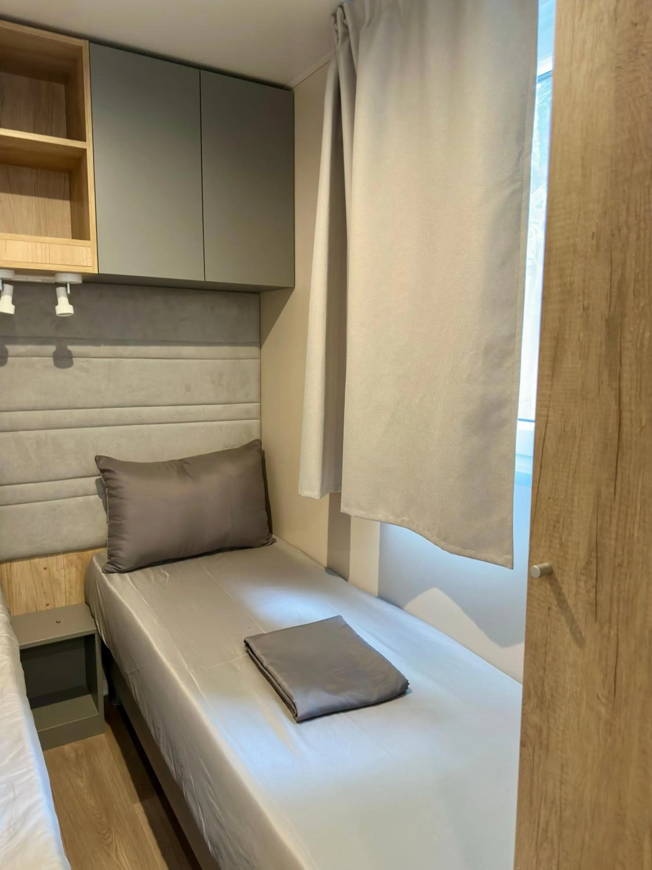 Bed in Kamp Slanik Mobile Homes