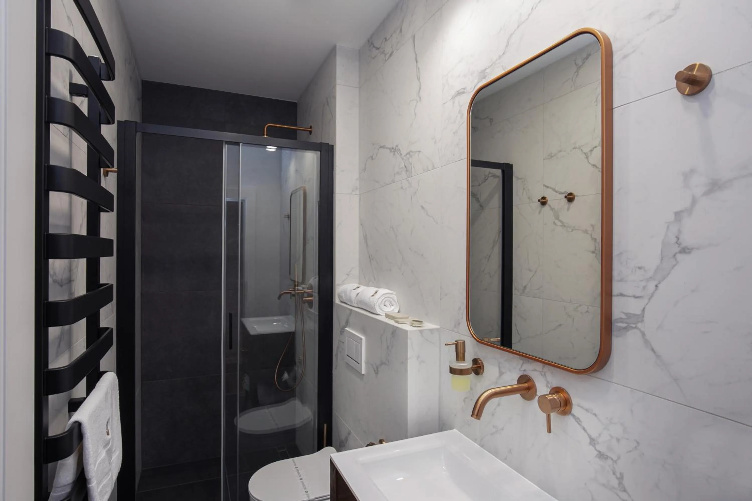 Bathroom in APLEND Villa Dr Szontagh Est 1876