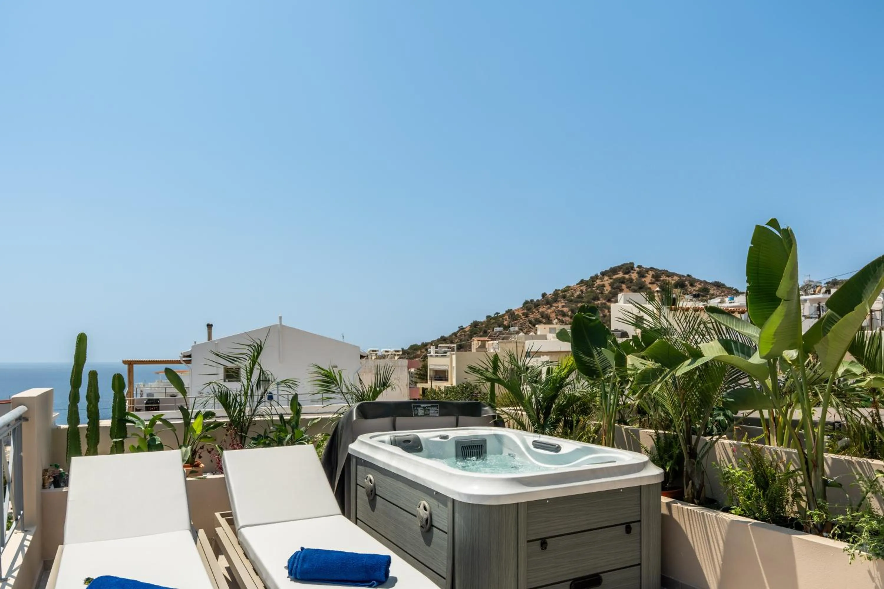 Day in Astoria Hotel