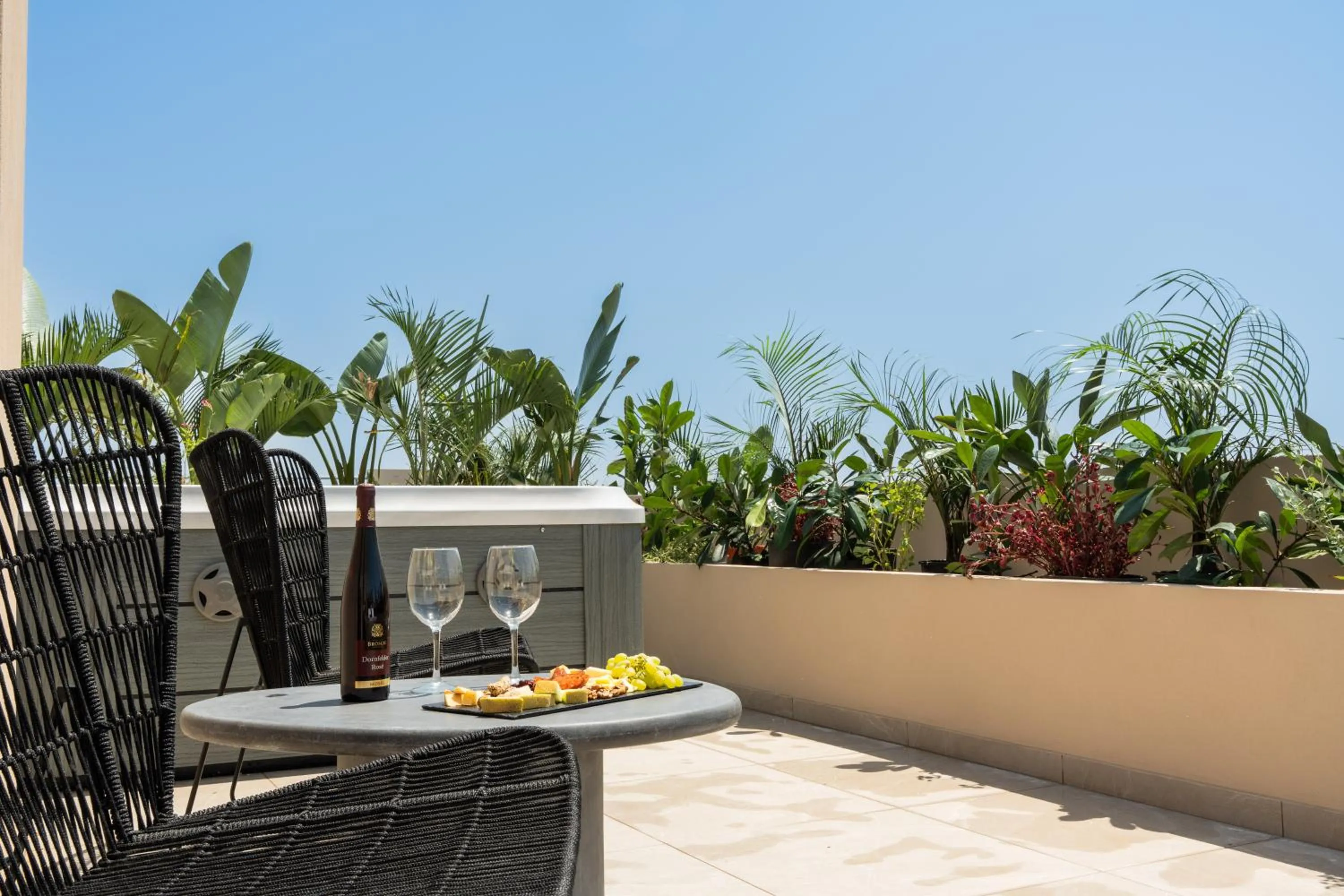 Hot Tub in Astoria Hotel