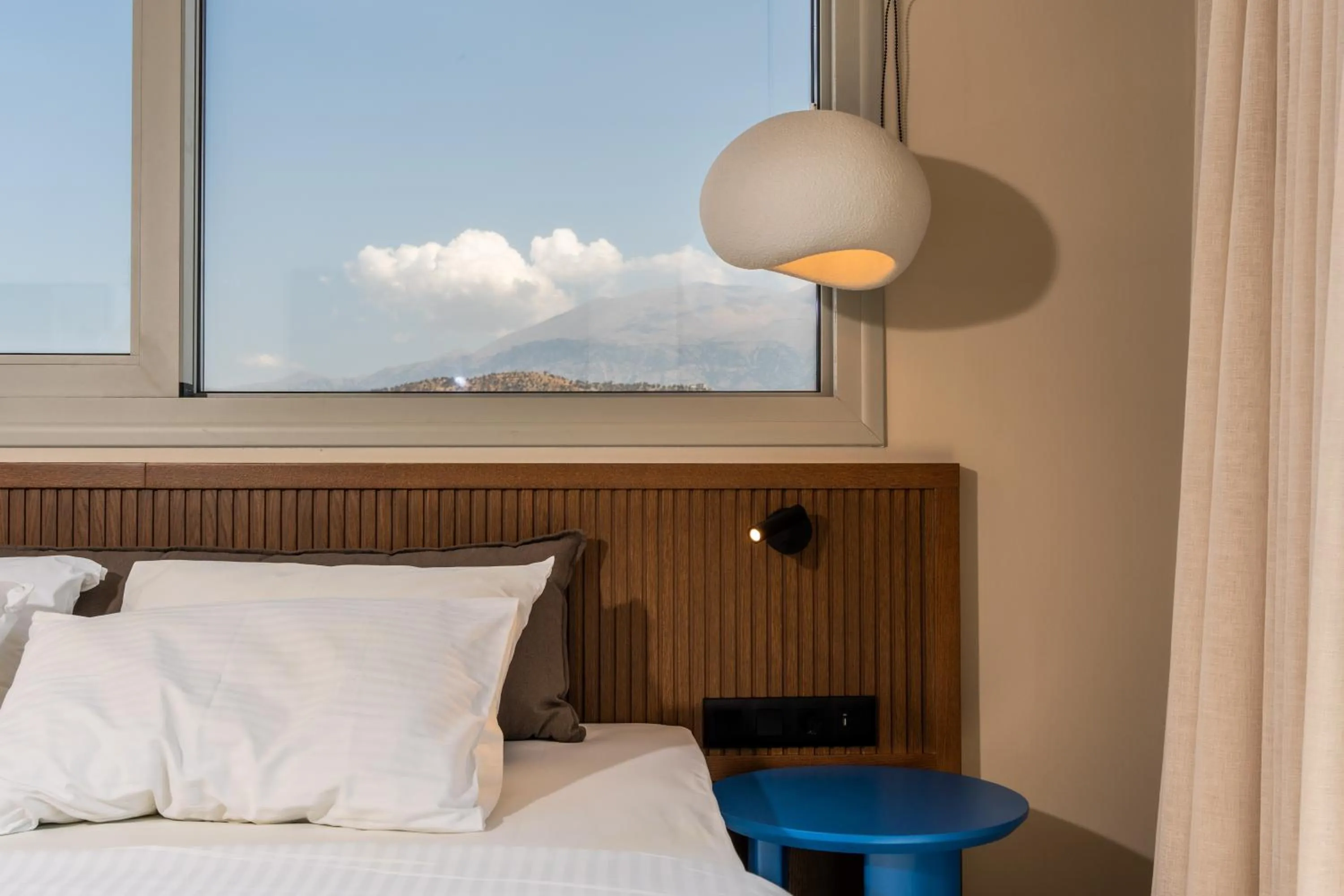 Bed in Astoria Hotel