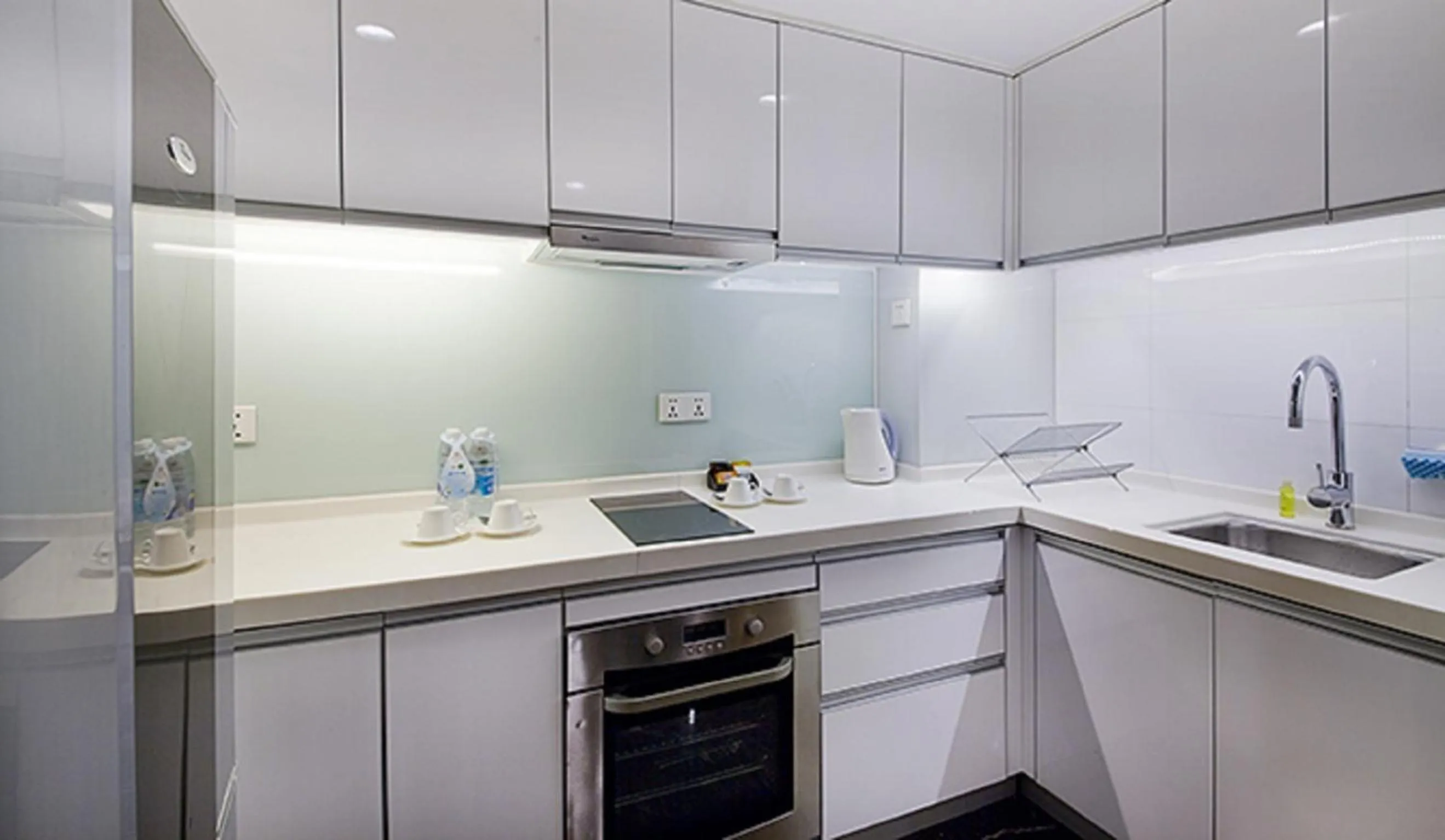 Kitchen or kitchenette in Somerset Riverview Chengdu-Near Tianfu Square