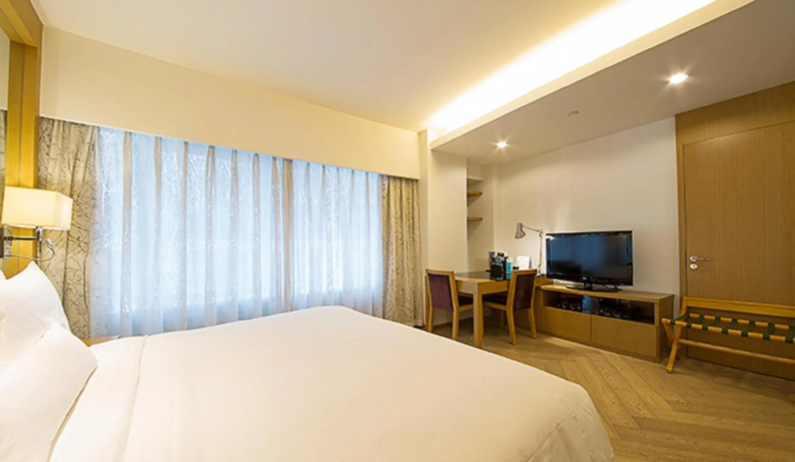 bunk bed, Bed in Somerset Riverview Chengdu-Near Tianfu Square