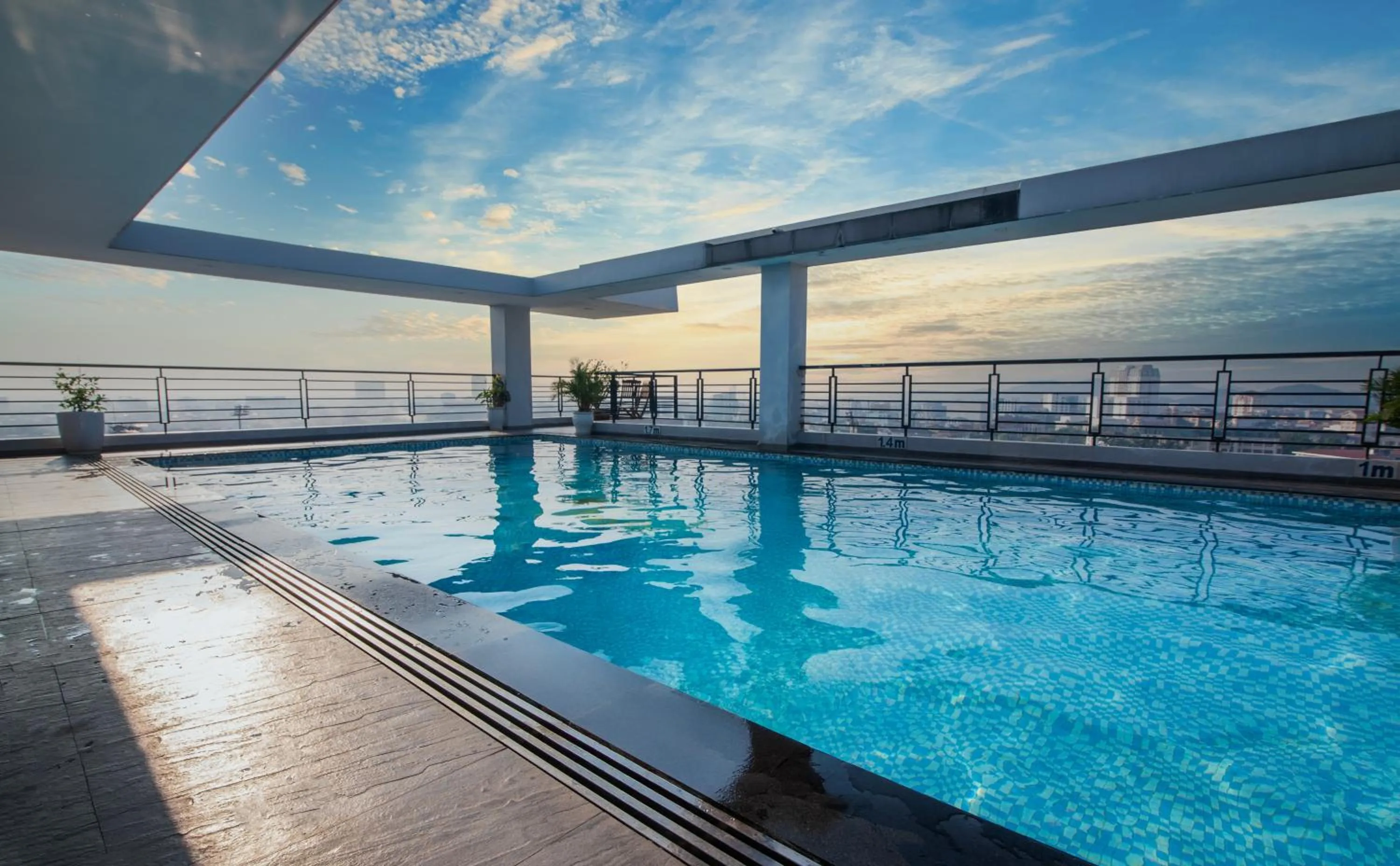 Swimming pool in Romance Hotel