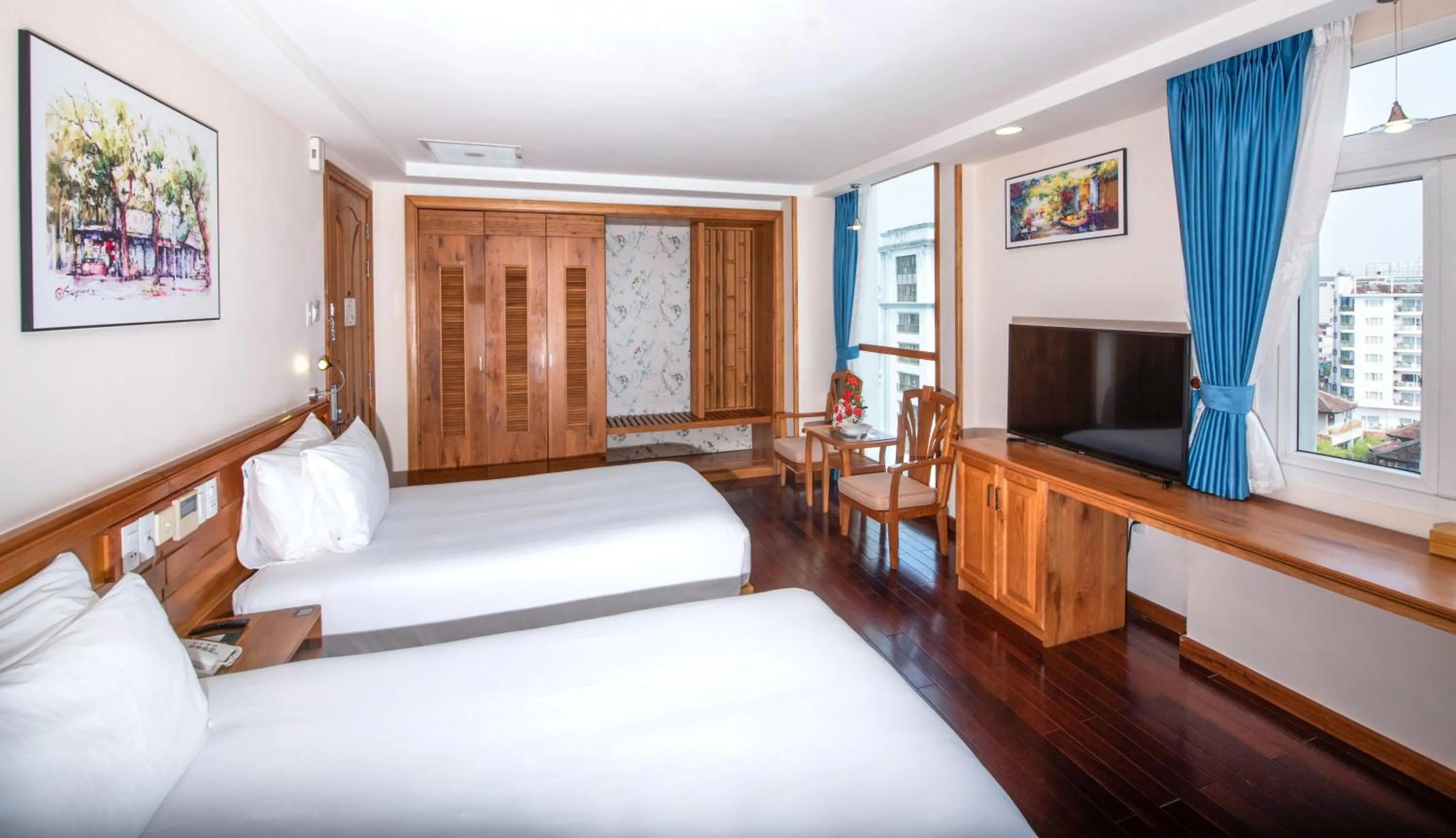 Bed in Romance Hotel