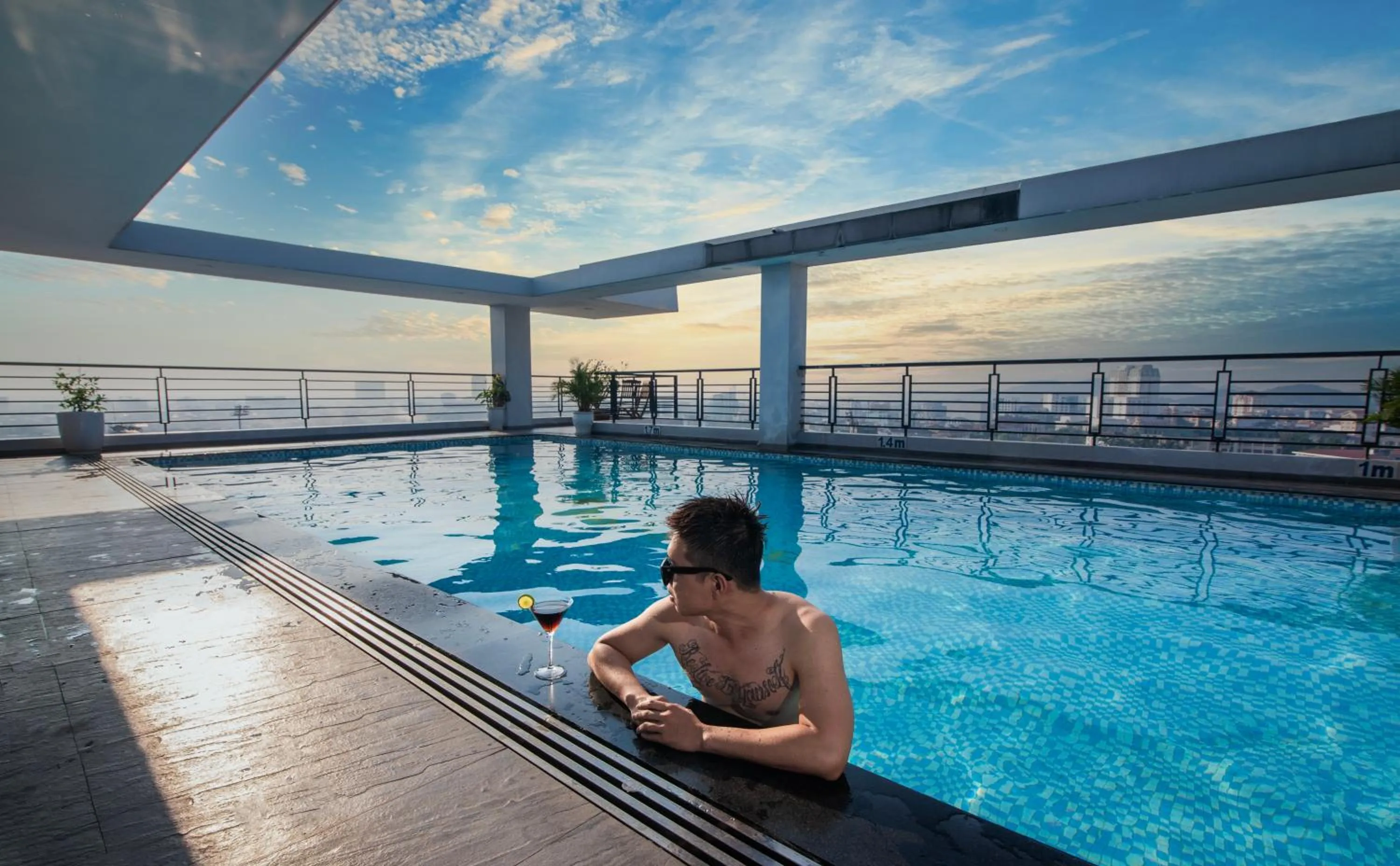 Swimming pool in Romance Hotel