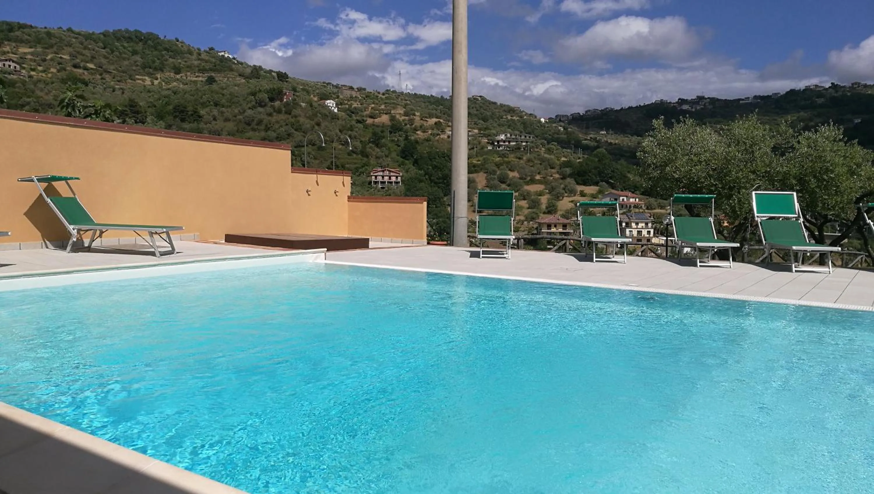 Pool view in Villa Sansivieri