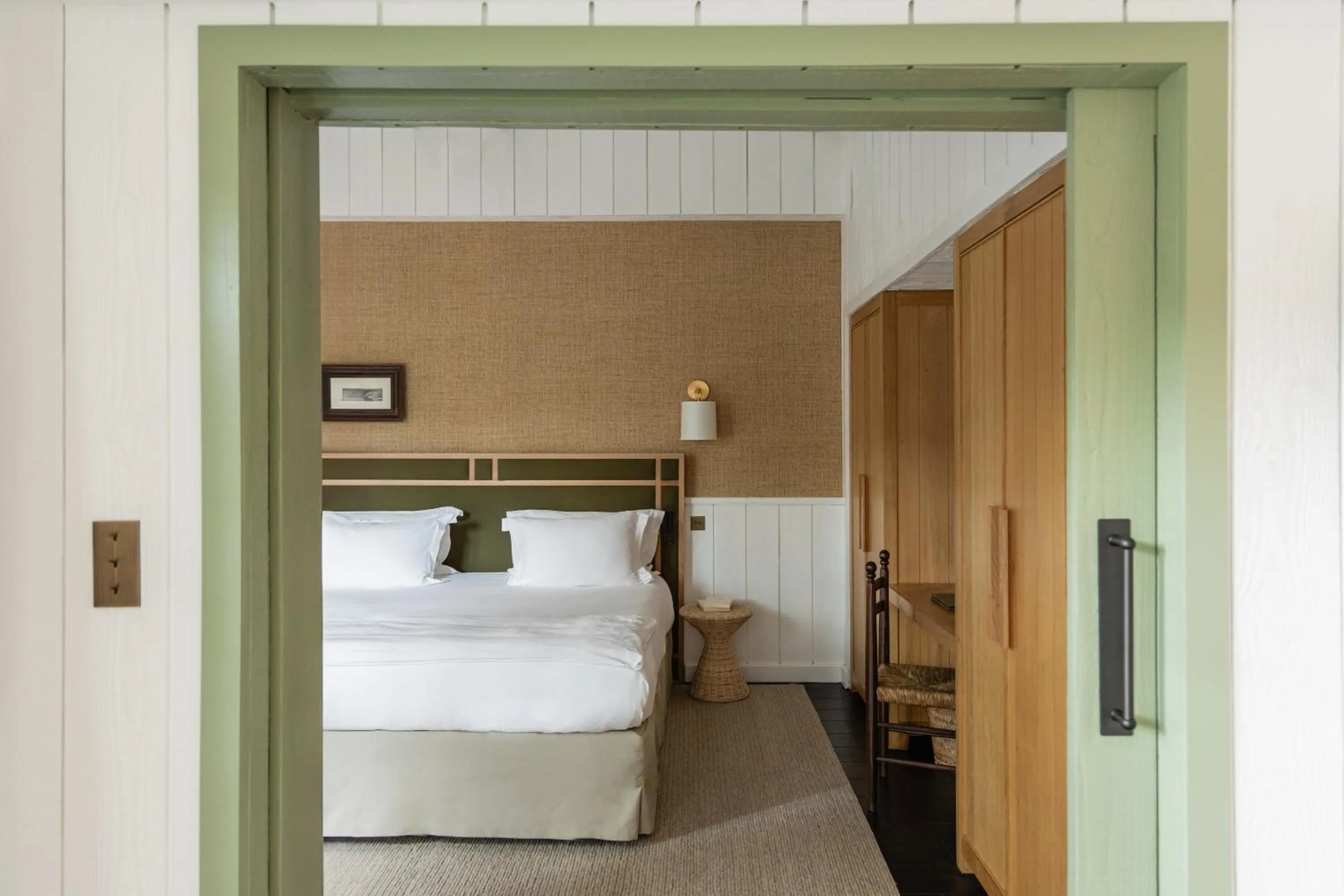 Bedroom, Bed in Les Sources de Caudalie