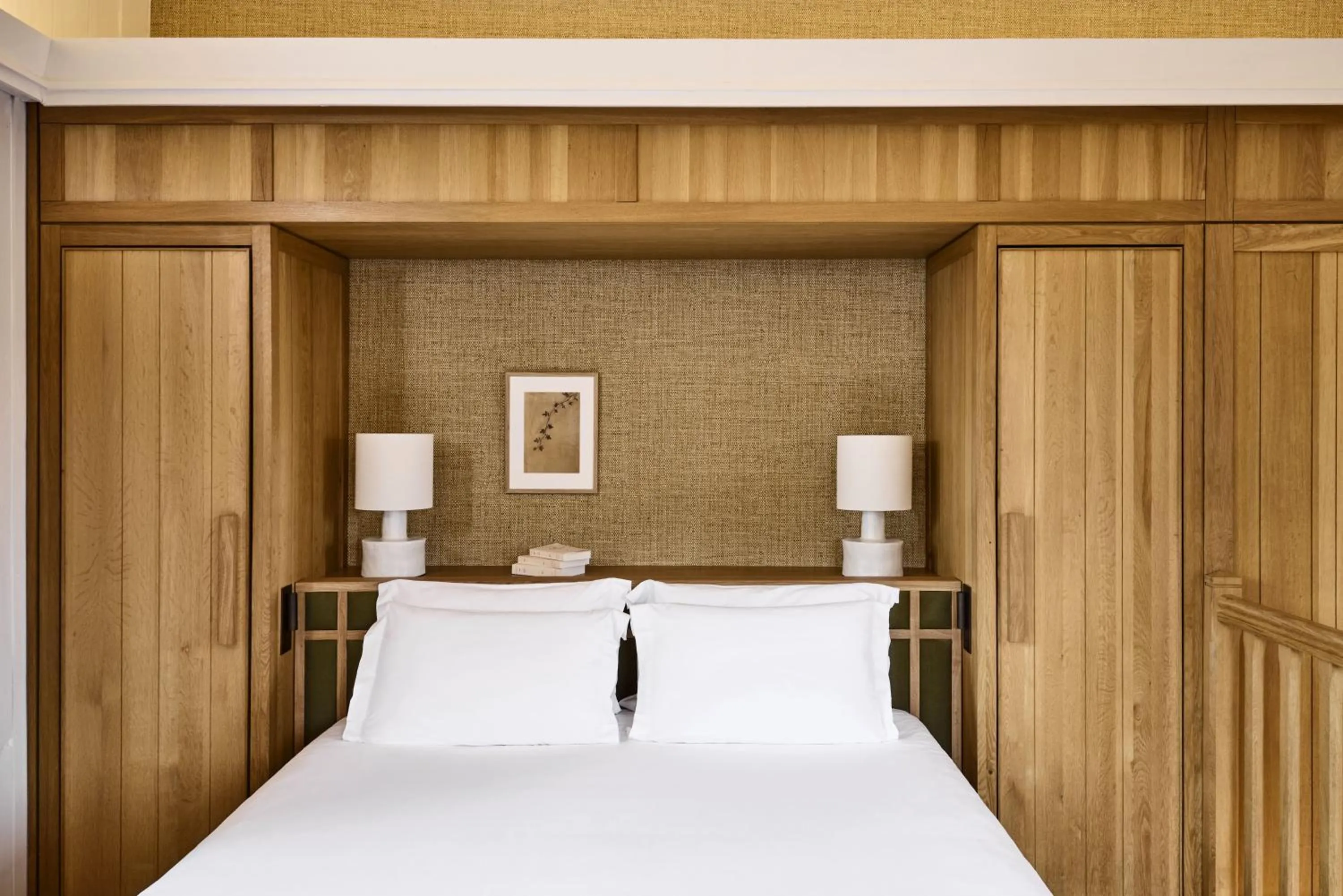 Bedroom, Bed in Les Sources de Caudalie