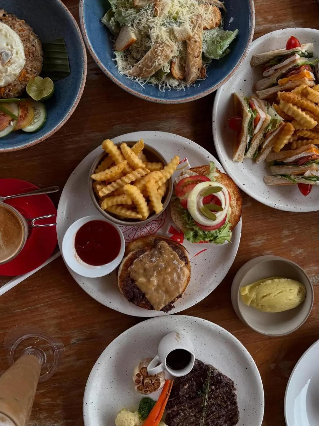 Food and drinks in Selina Serenity Rawai Phuket