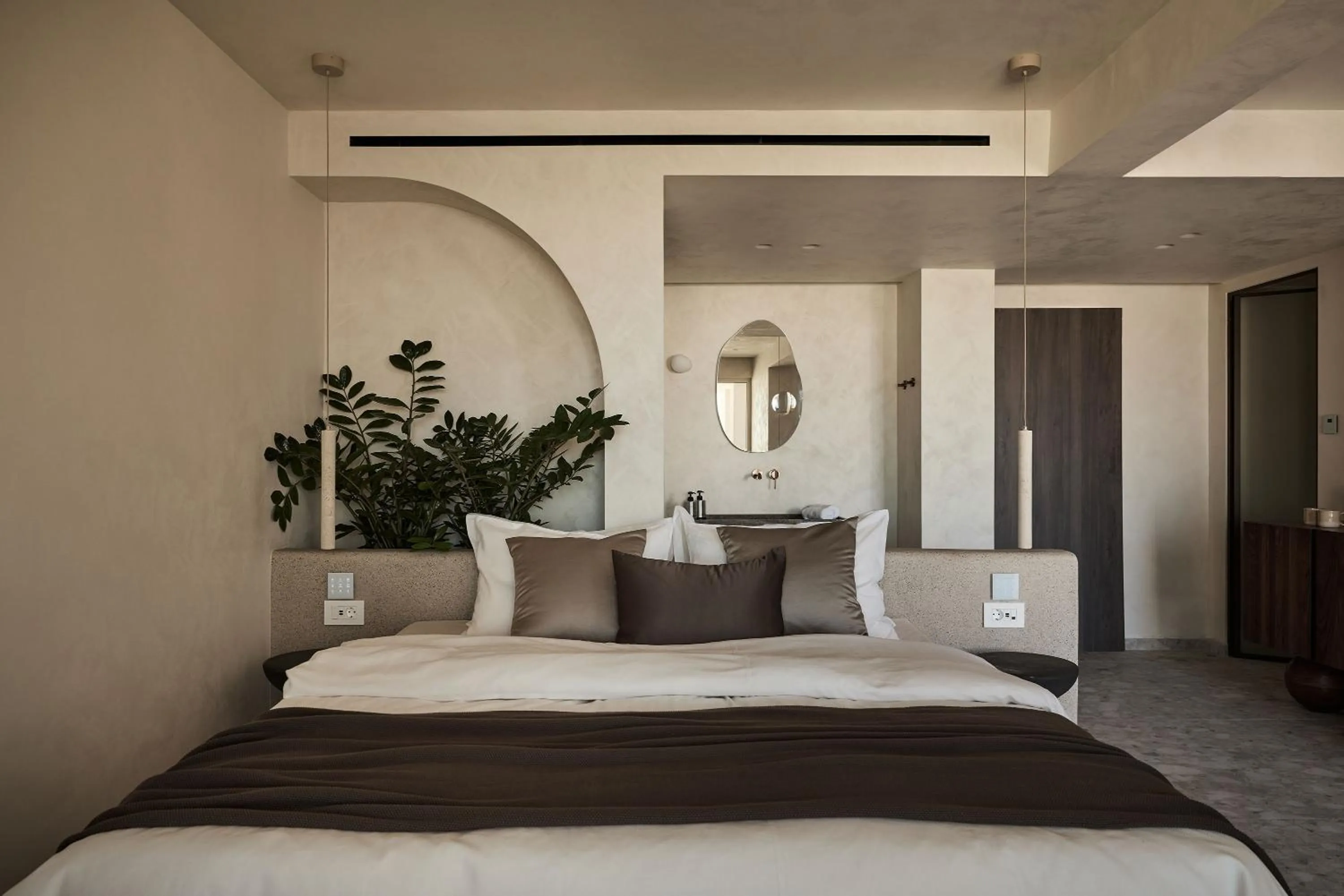 Bed in Uzenie All Suites Boutique Resort