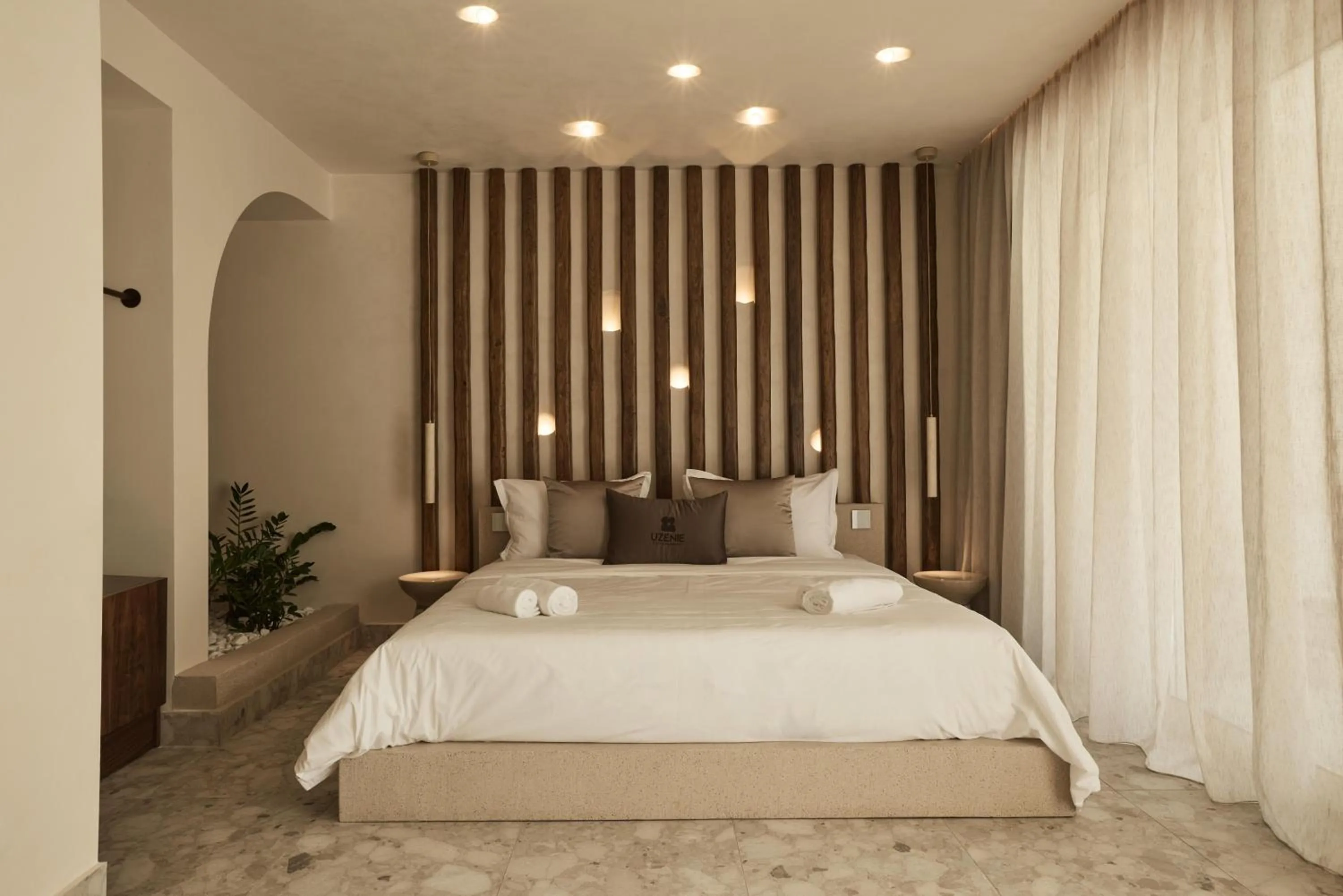 Photo of the whole room, Bed in Uzenie All Suites Boutique Resort