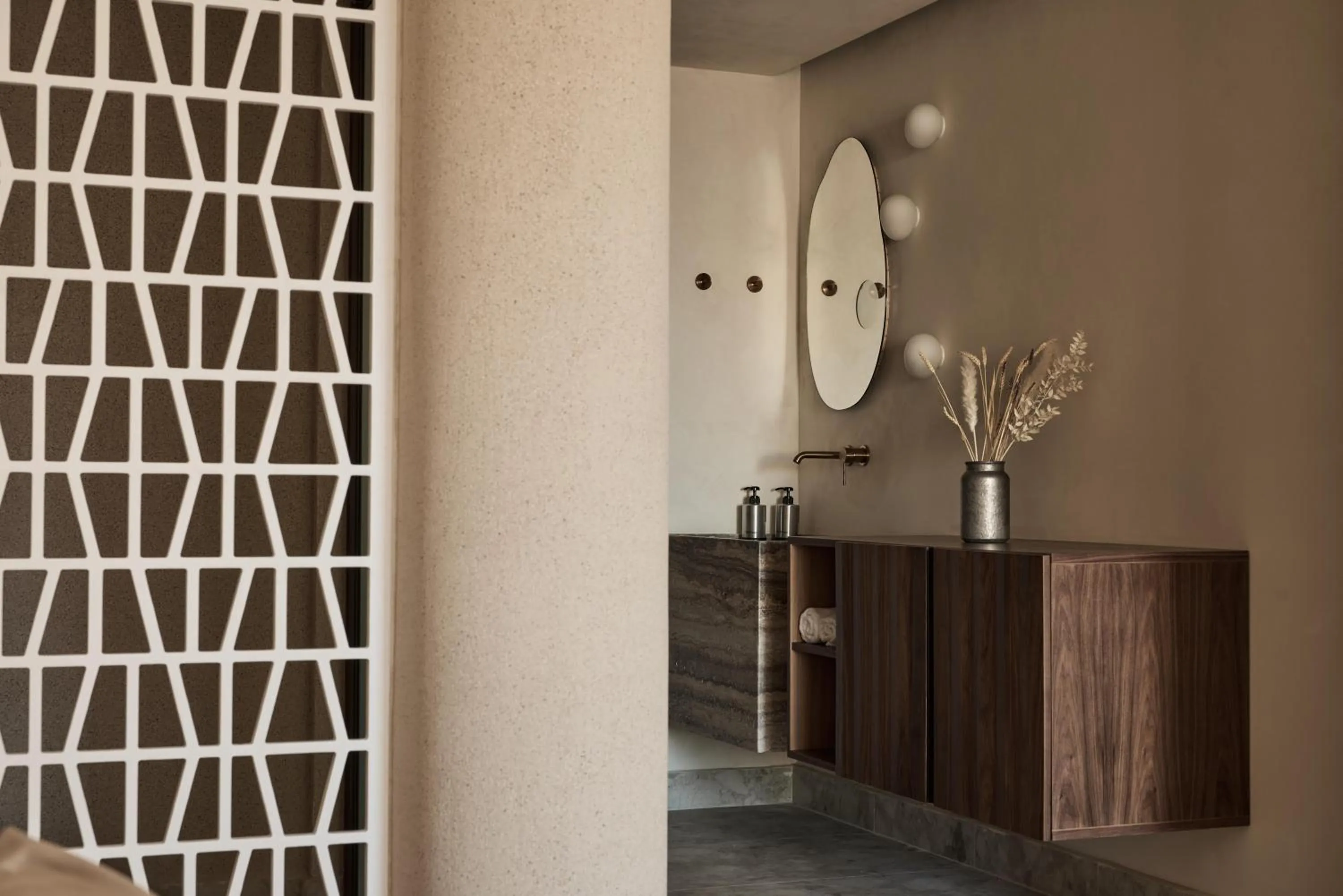 Shower in Uzenie All Suites Boutique Resort