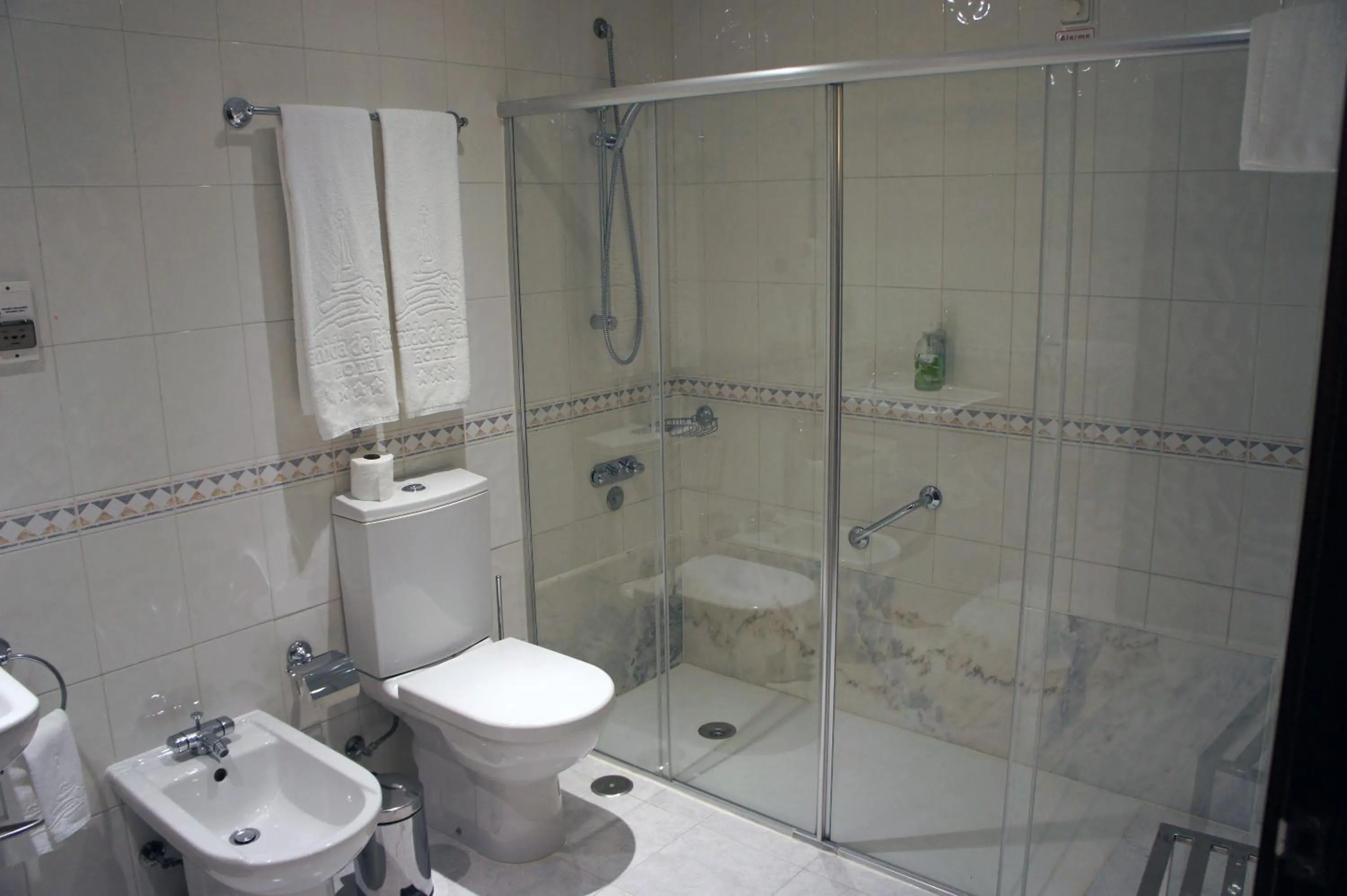 Bathroom in Avenida de Fatima