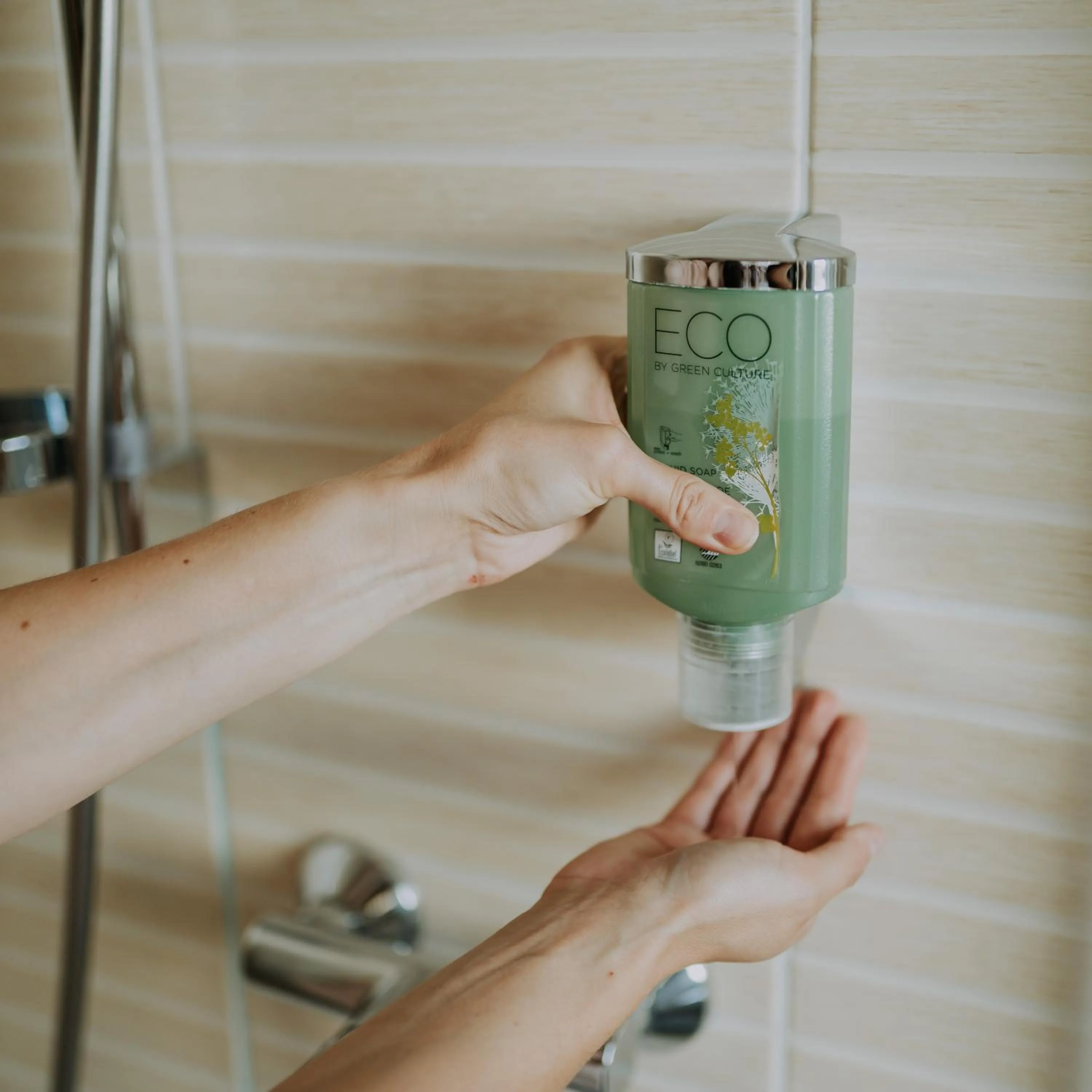 Shower in Eco Friendly Hotel Dália