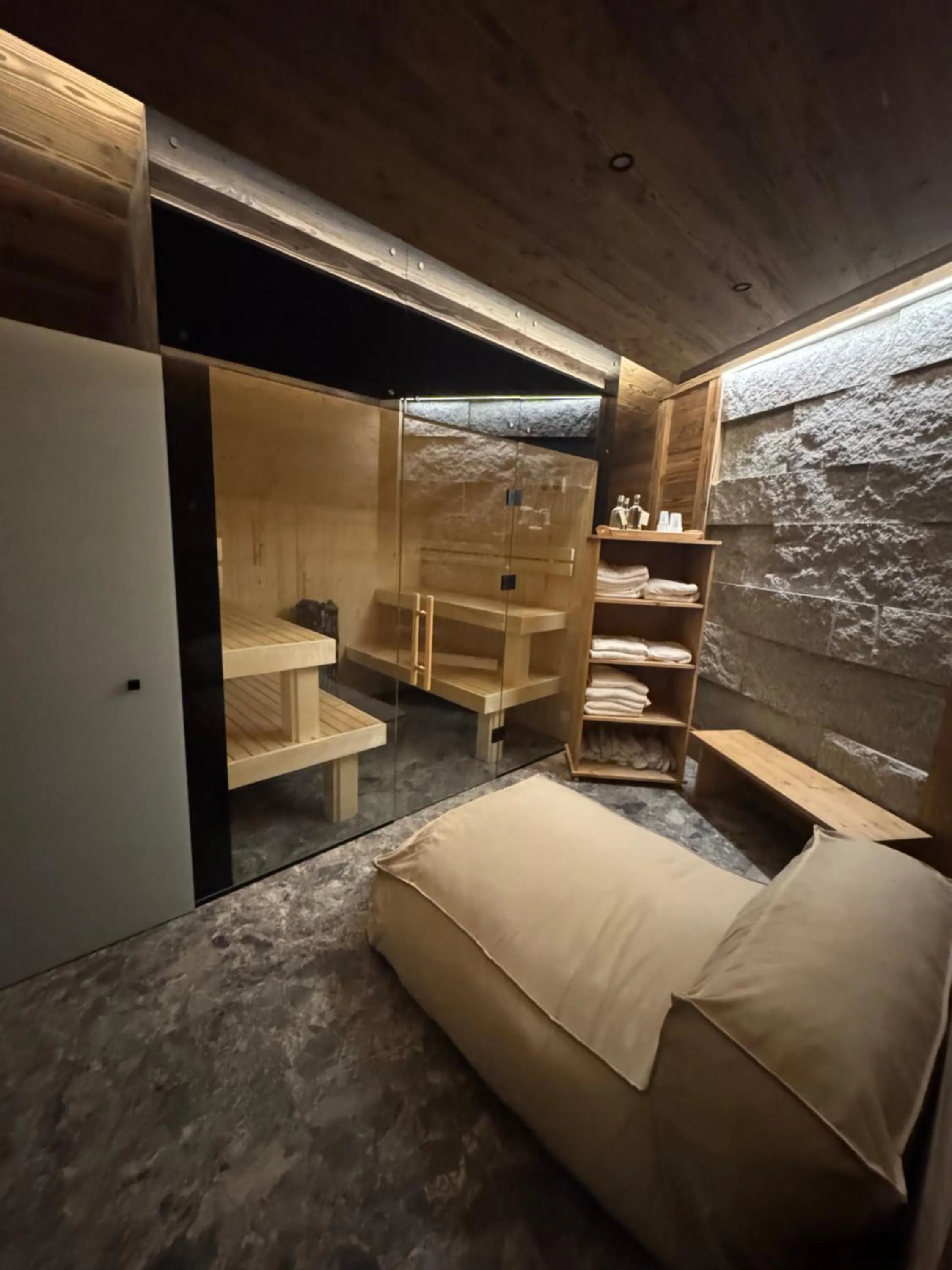 Sauna, Bed in Villa Vita Krupówki