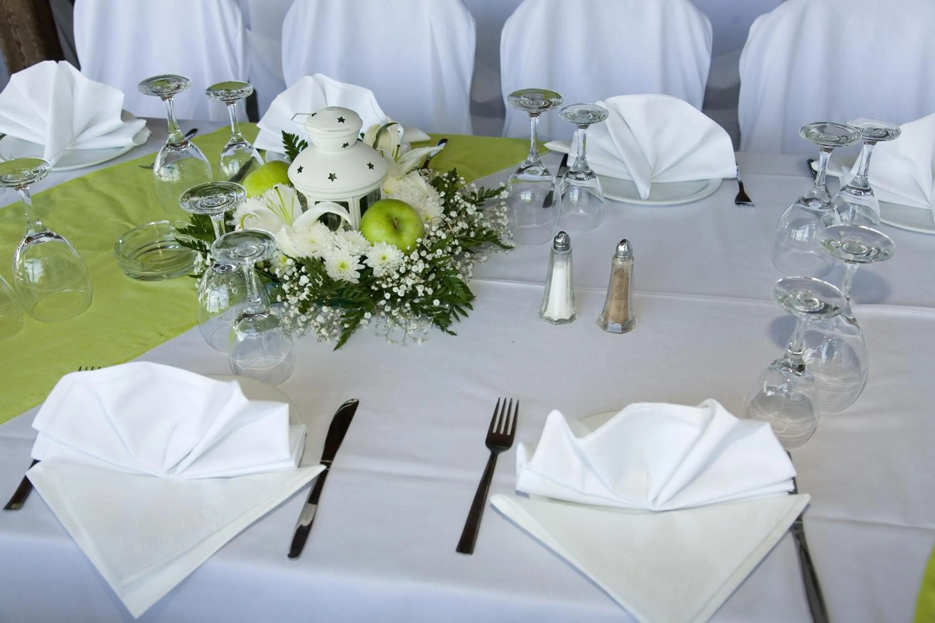 Restaurant/places to eat in Ilia Mare