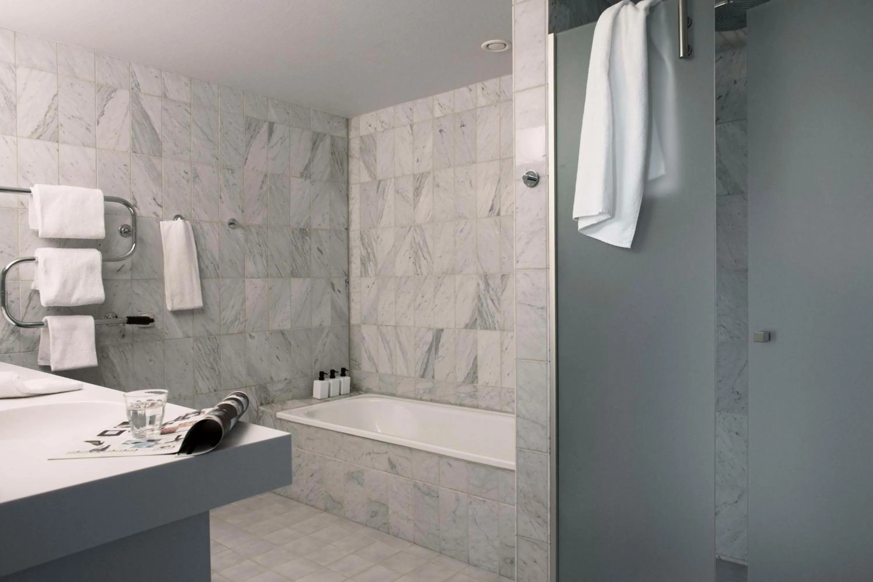 Bedroom in Scandic Regina