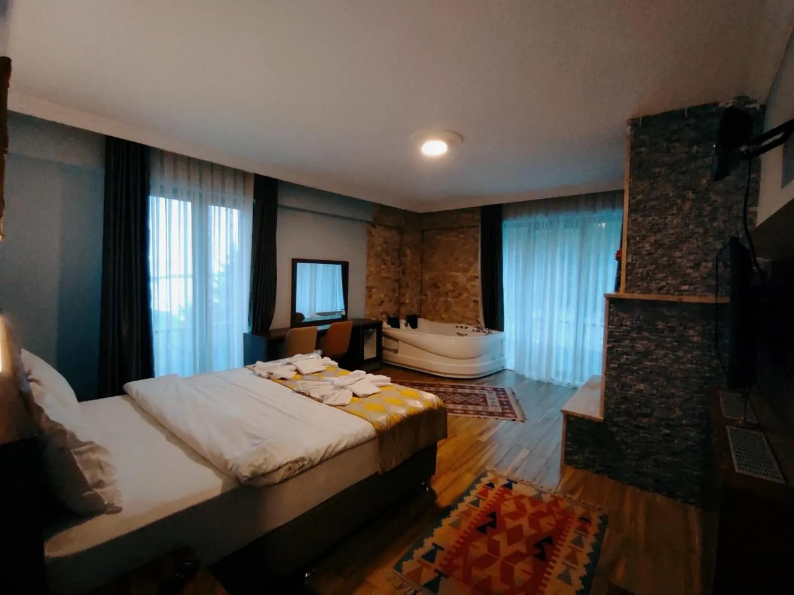 Bed in Hill River Hotel