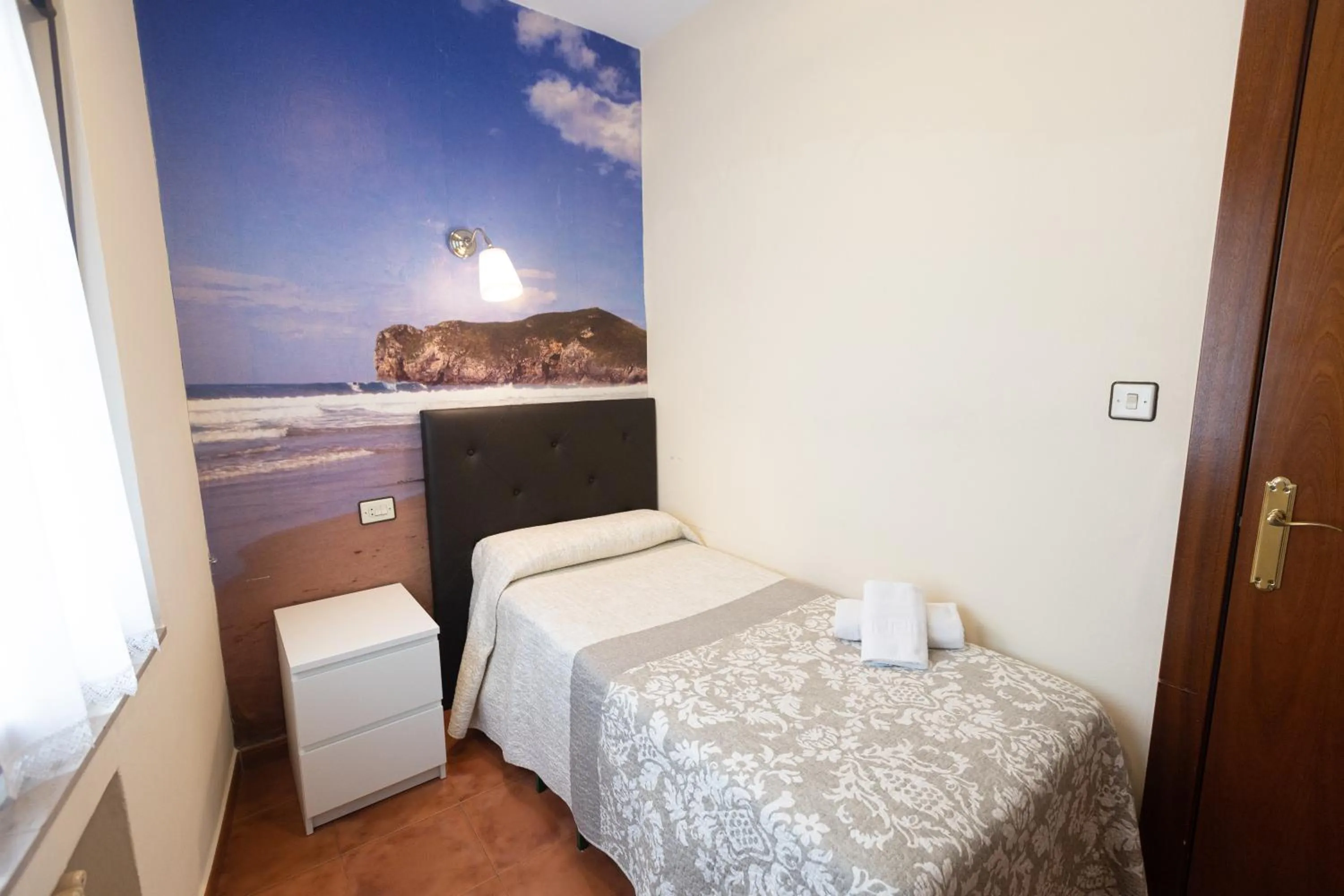 Photo of the whole room in Hotel Eladia