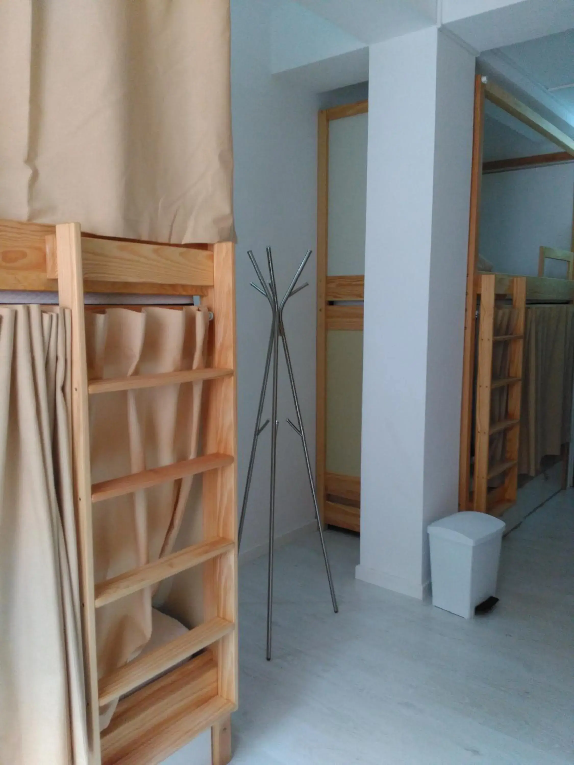 Bed in 10-Bed Mixed Dormitory Room in Águeda Hostel & Friends Bed in 10-Bed Mixed Dormitory Room in Águeda Hostel & Friends