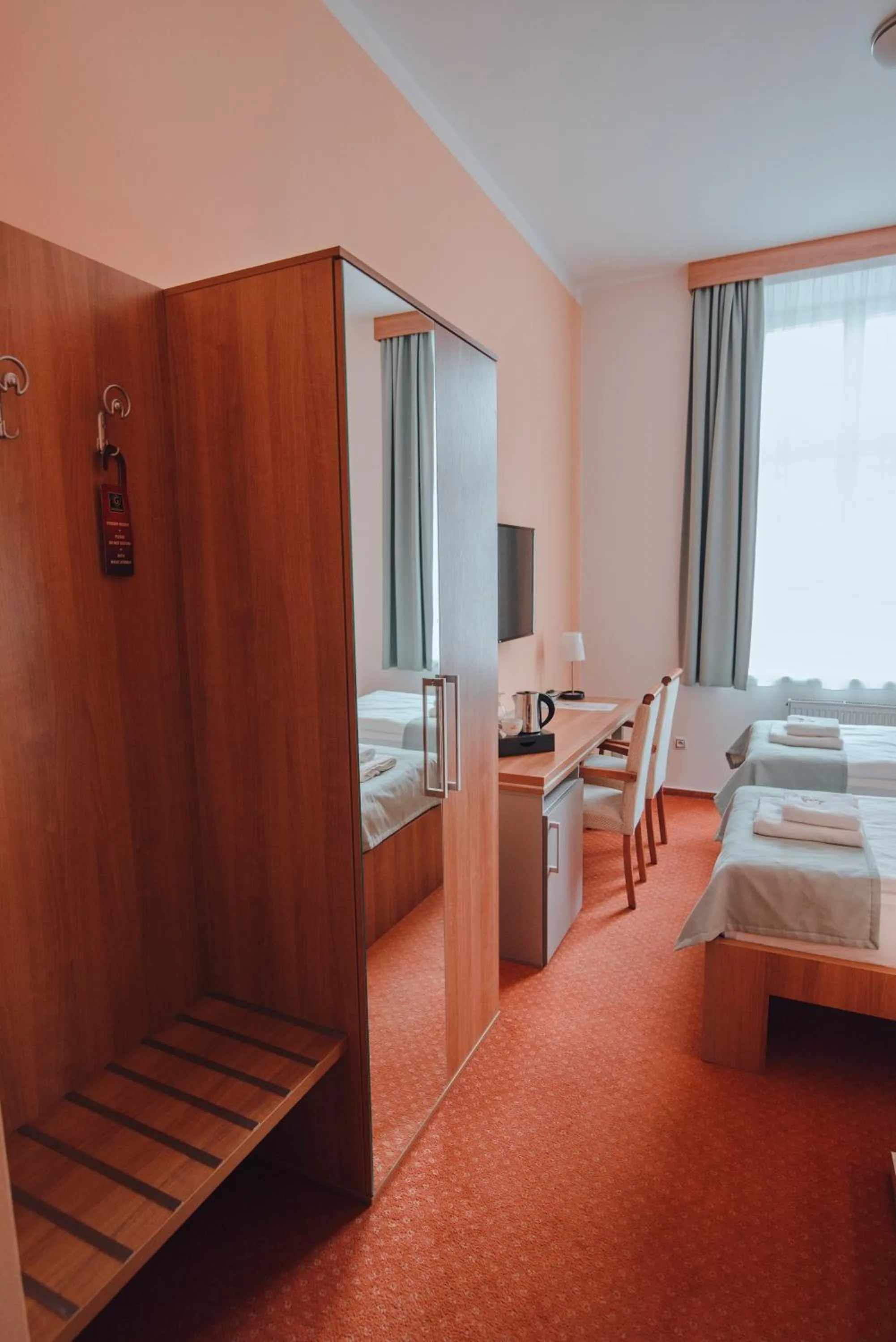 wardrobe, Bed in Hotel Grand