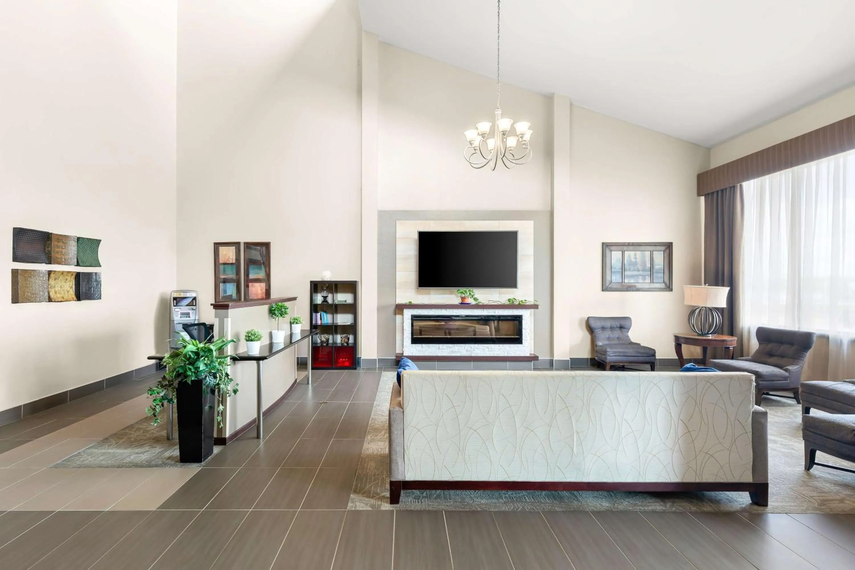 Lobby or reception in Best Western West Towne Suites