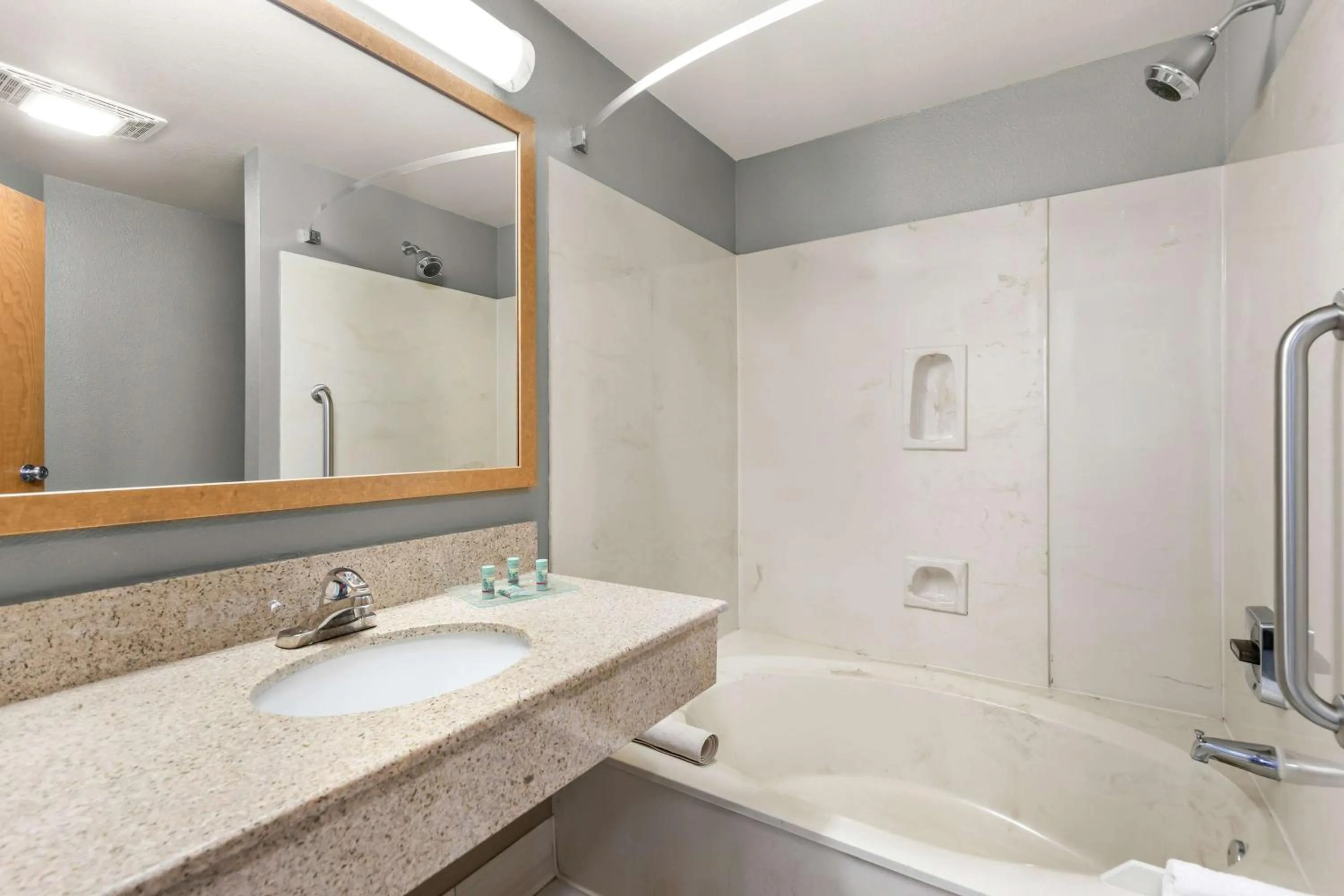 Bathroom in Best Western West Towne Suites