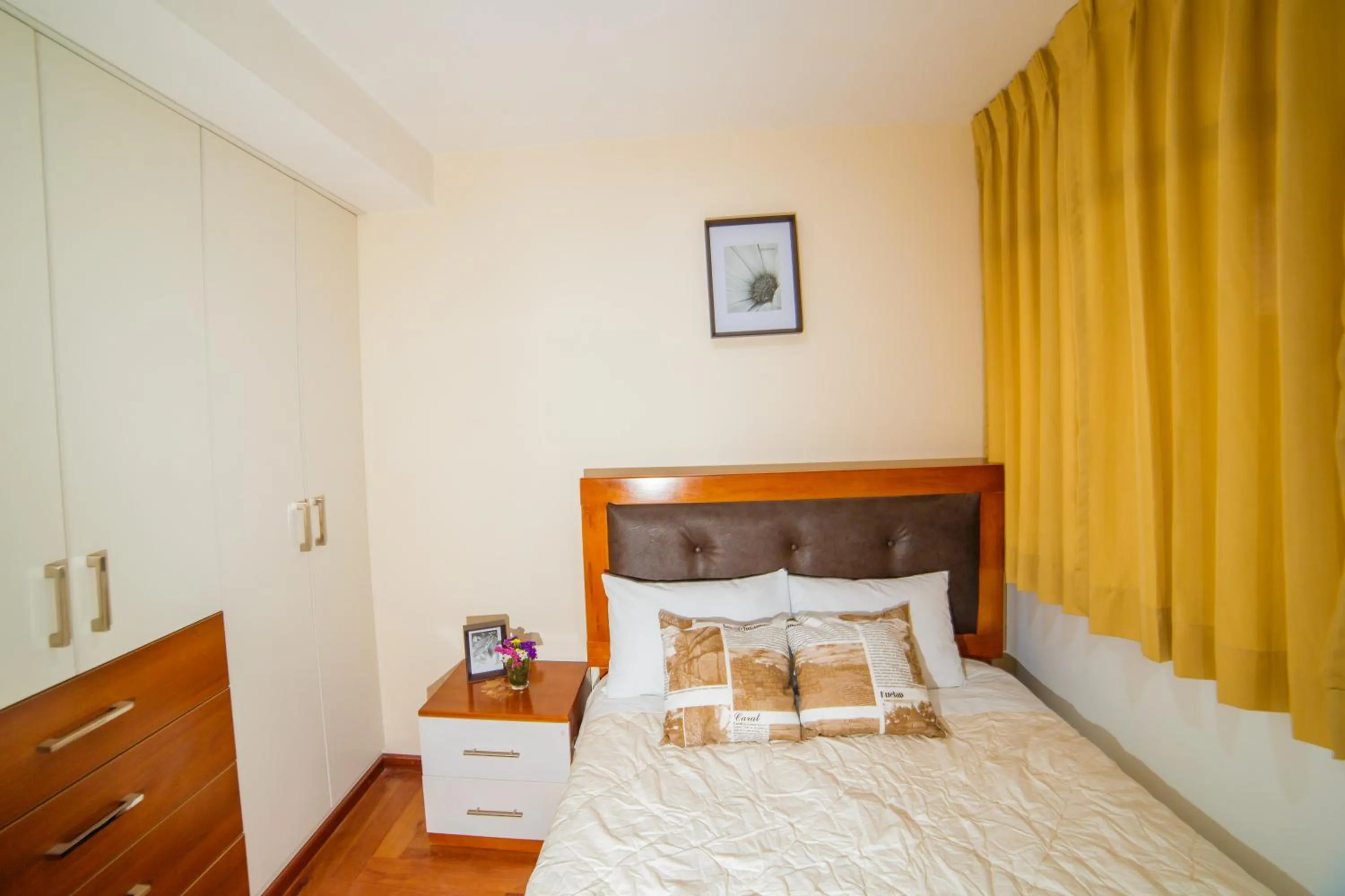 Decorative detail, Bed in Cozy Room Cusco