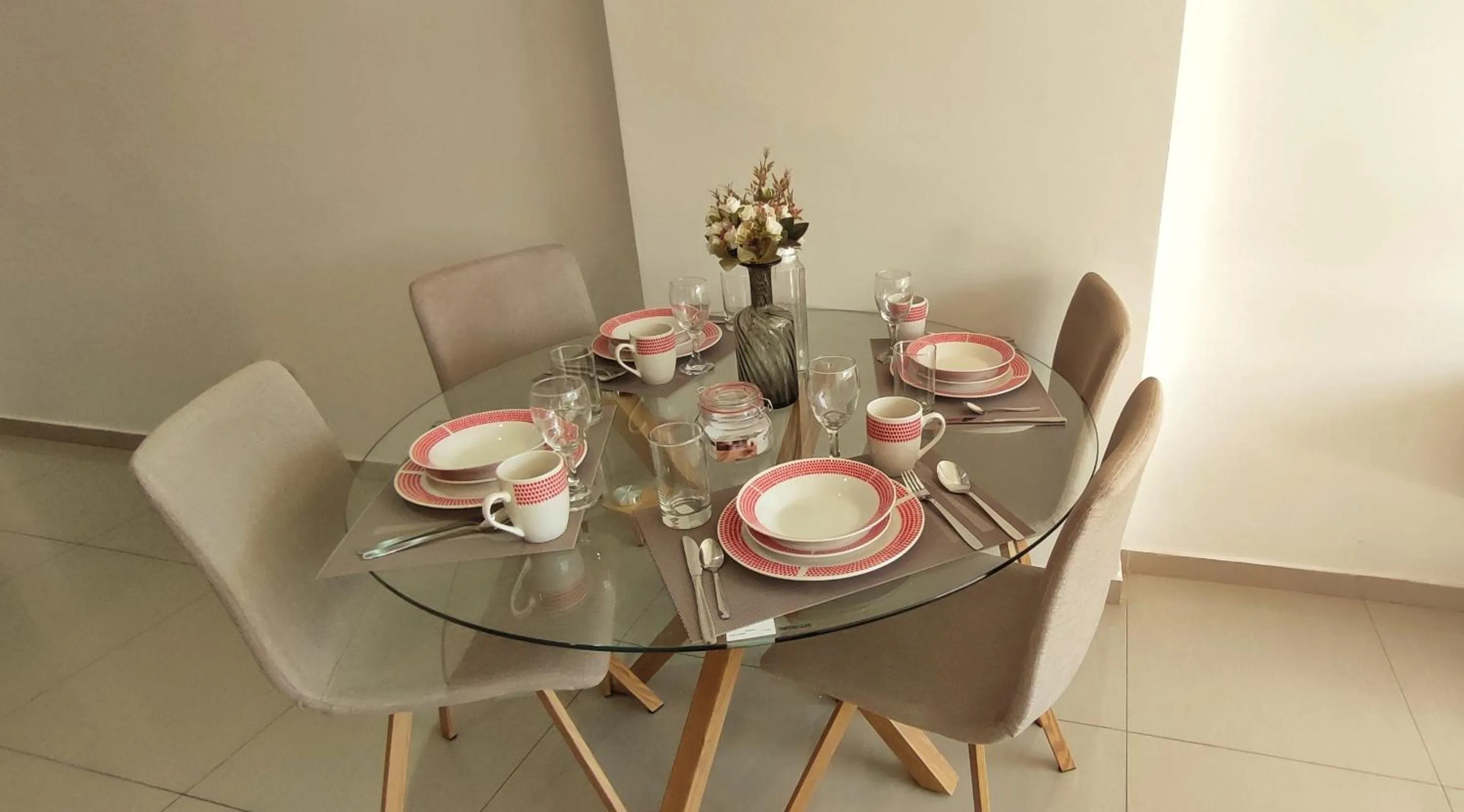 Dining area in Cozy Room Cusco
