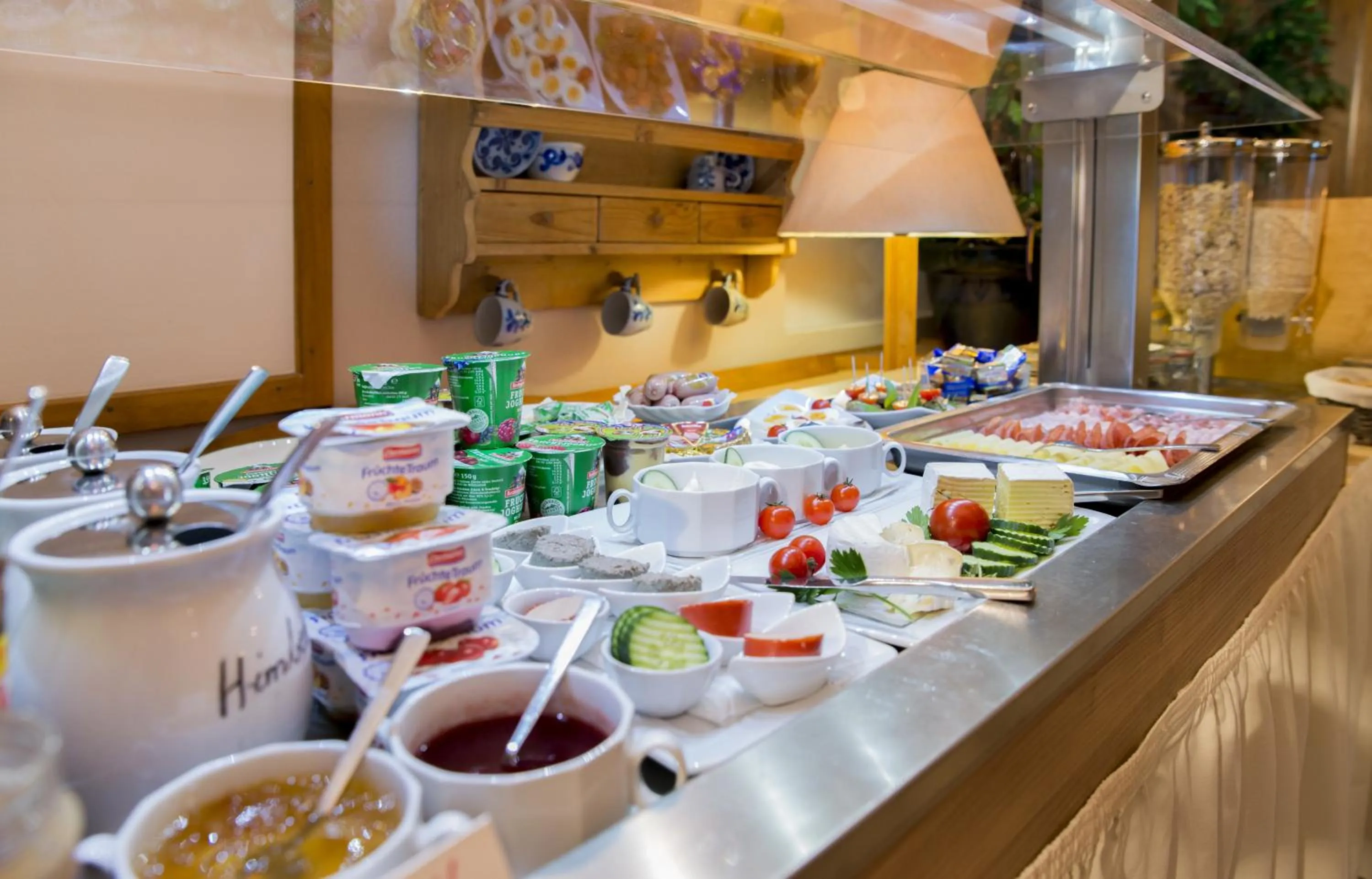 Restaurant/places to eat in Hotel Jägerhof garni